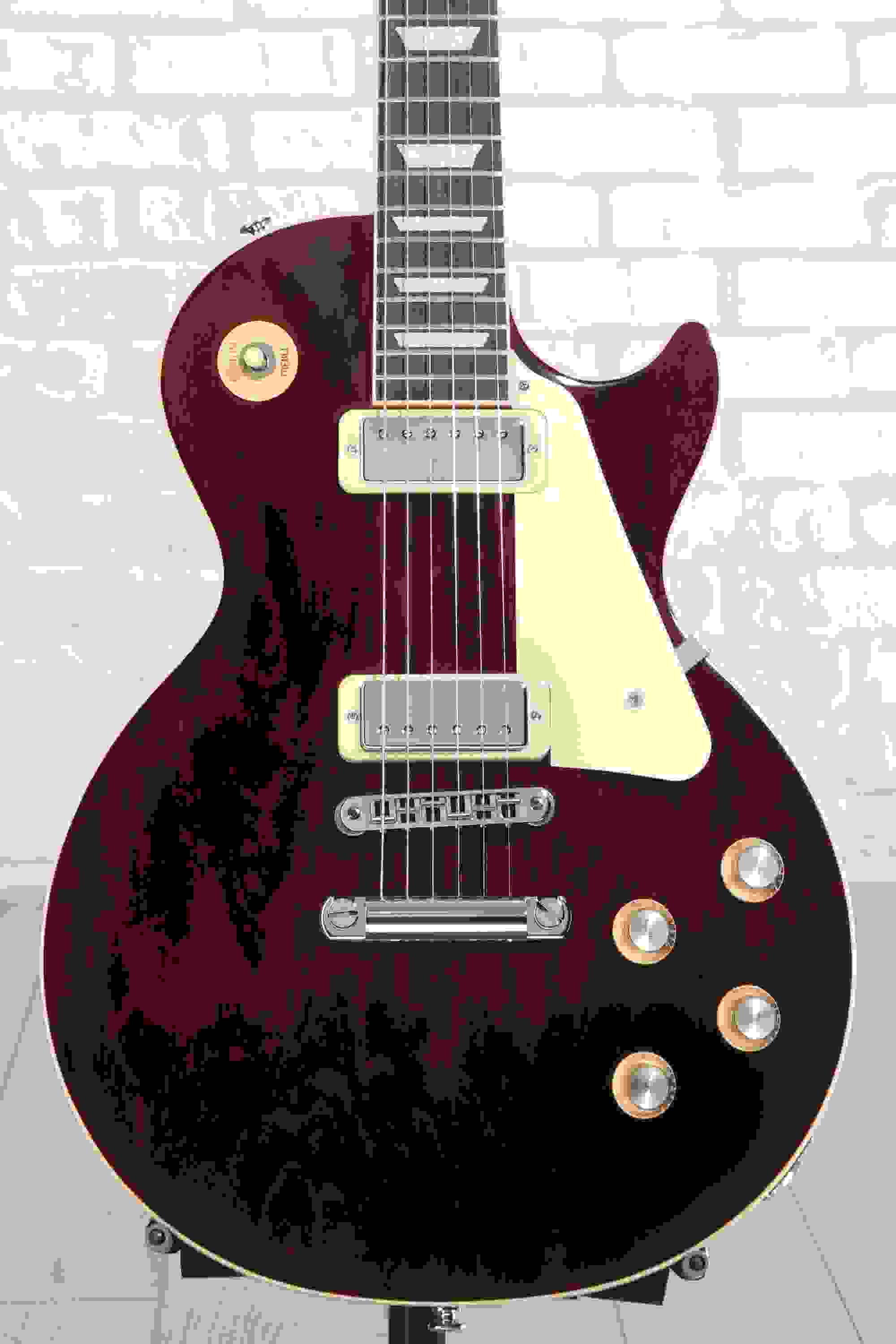 Gibson Les Paul Deluxe 70s Electric Guitar - Wine Red