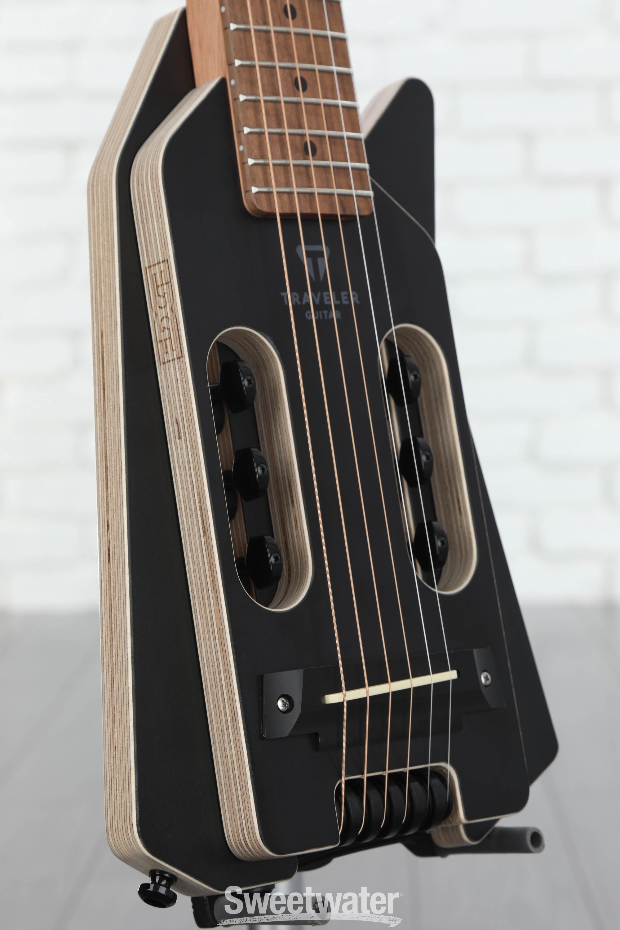Traveler Guitar Ultra-Light Edge Acoustic-electric Guitar