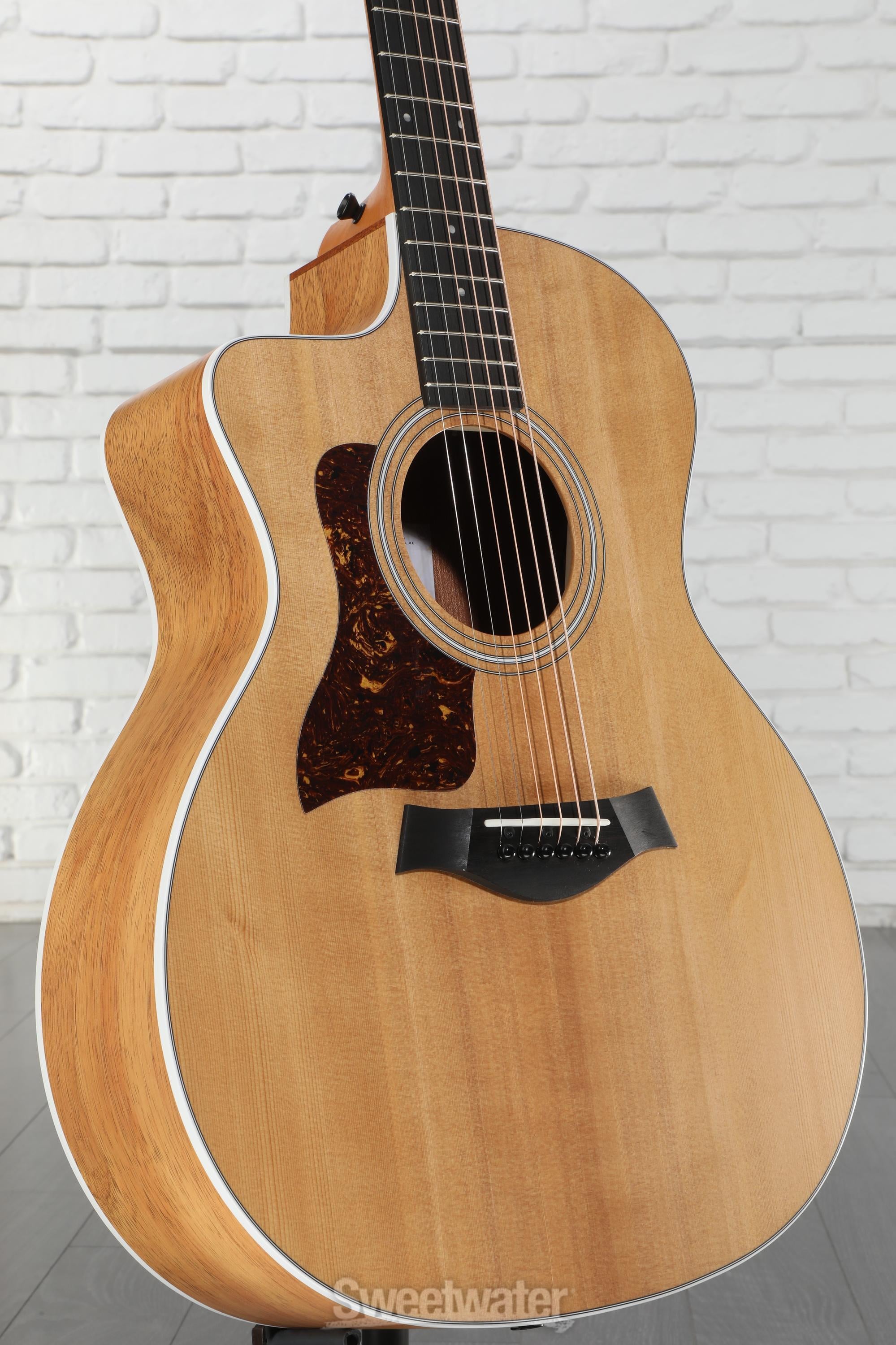 Taylor 214ce Left-handed Acoustic-electric Guitar - Layered Koa