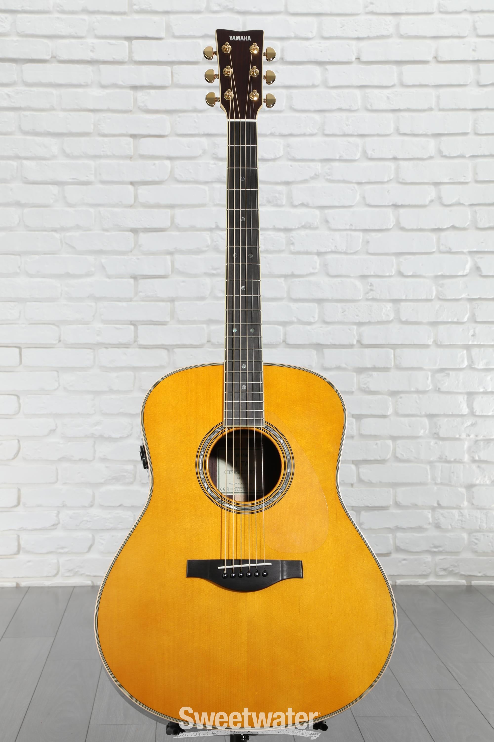 Yamaha LL-TA TransAcoustic Dreadnought Acoustic-electric