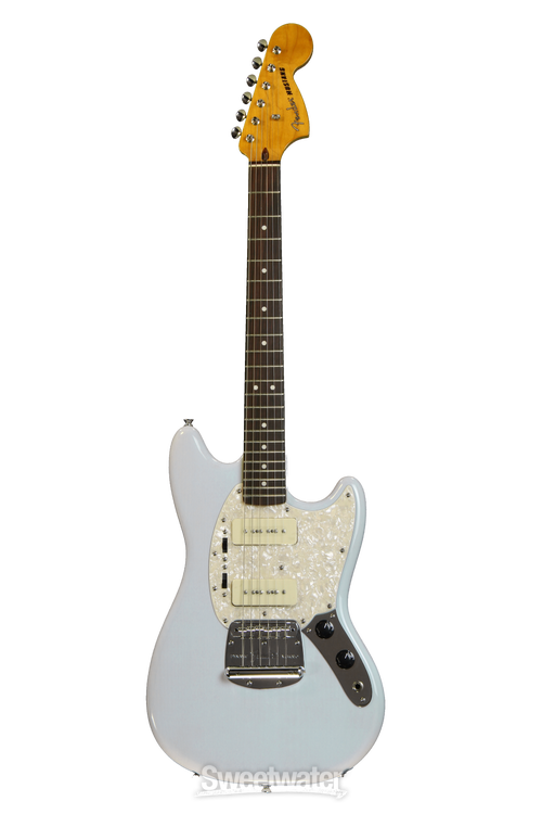 Fender Modern Player Mustang - Daphne Blue | Sweetwater
