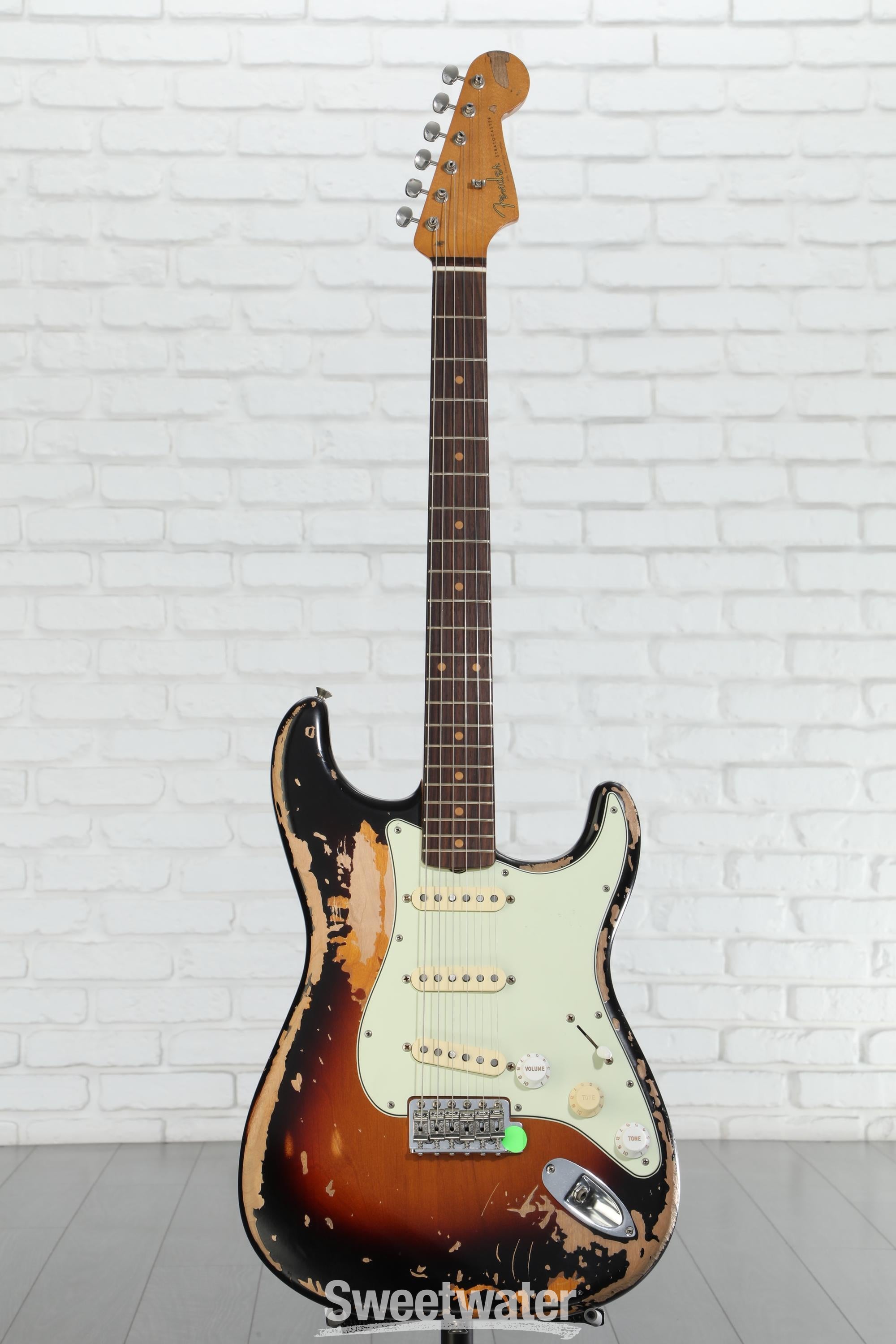 Fender Mike McCready Stratocaster Electric Guitar - 3-color Sunburst
