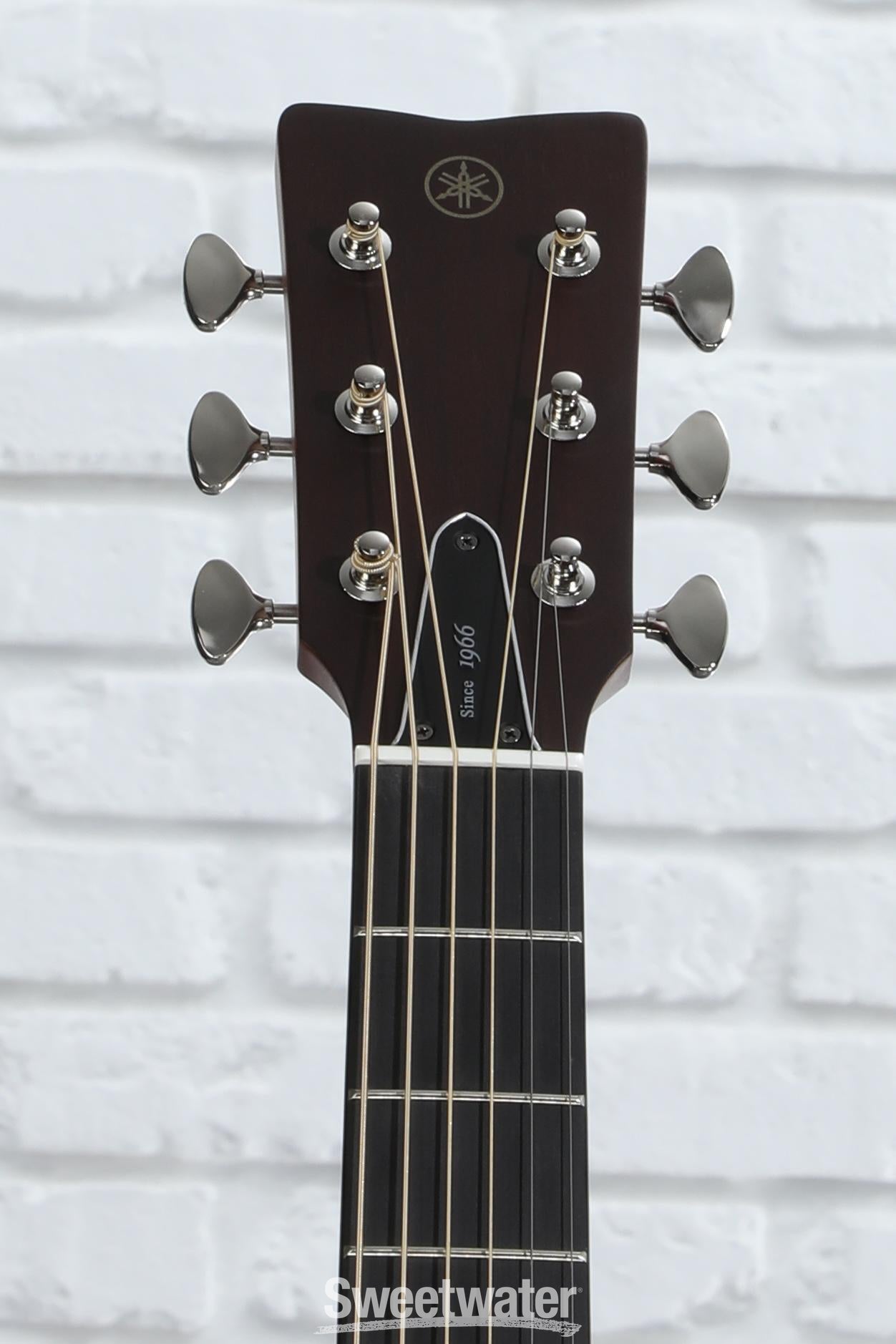 Yamaha Red Label FSX3 Acoustic-electric Guitar - Natural