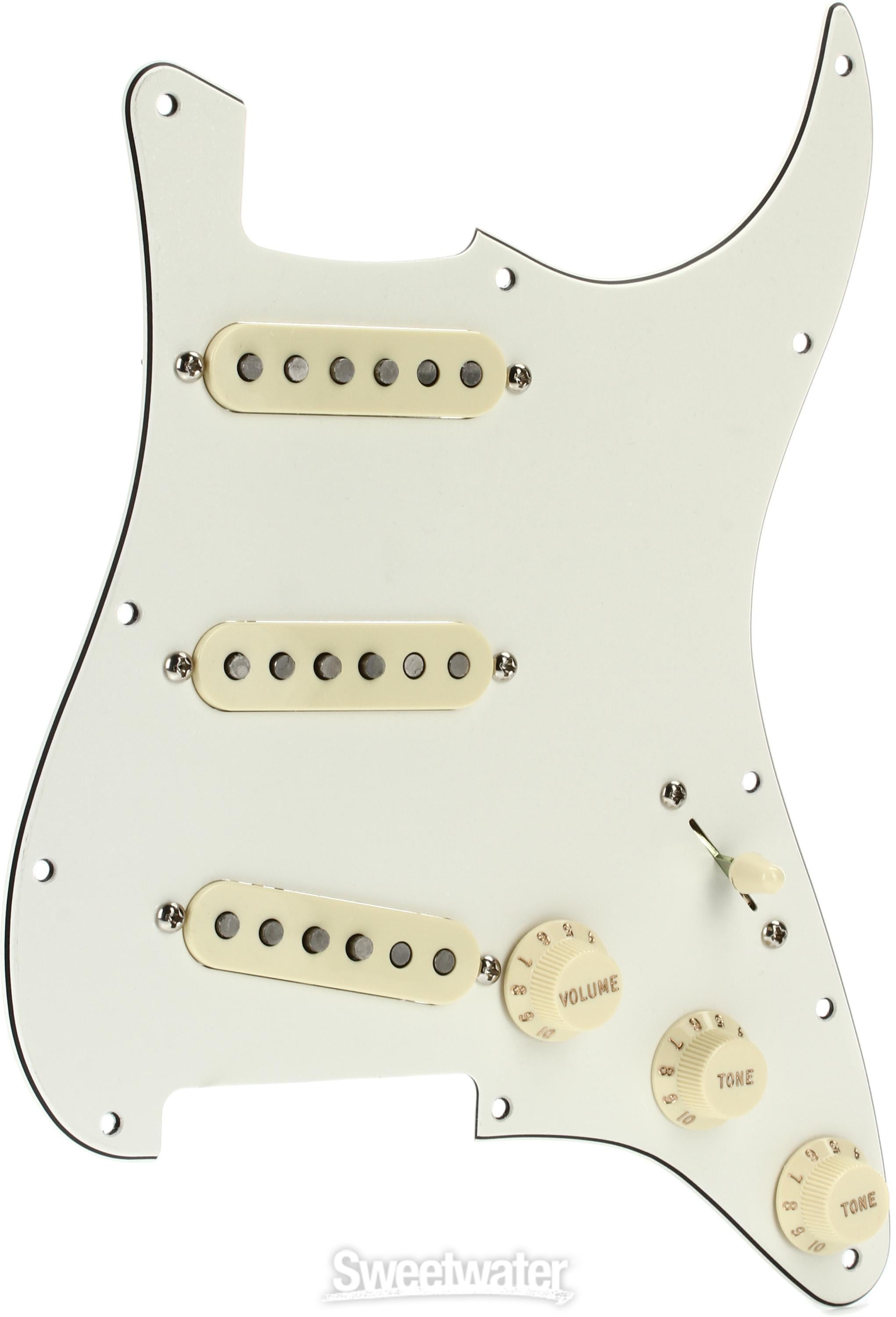 Fender Custom Fat '50s SSS Pre-wired Stratocaster Pickguard - Parchment  3-ply