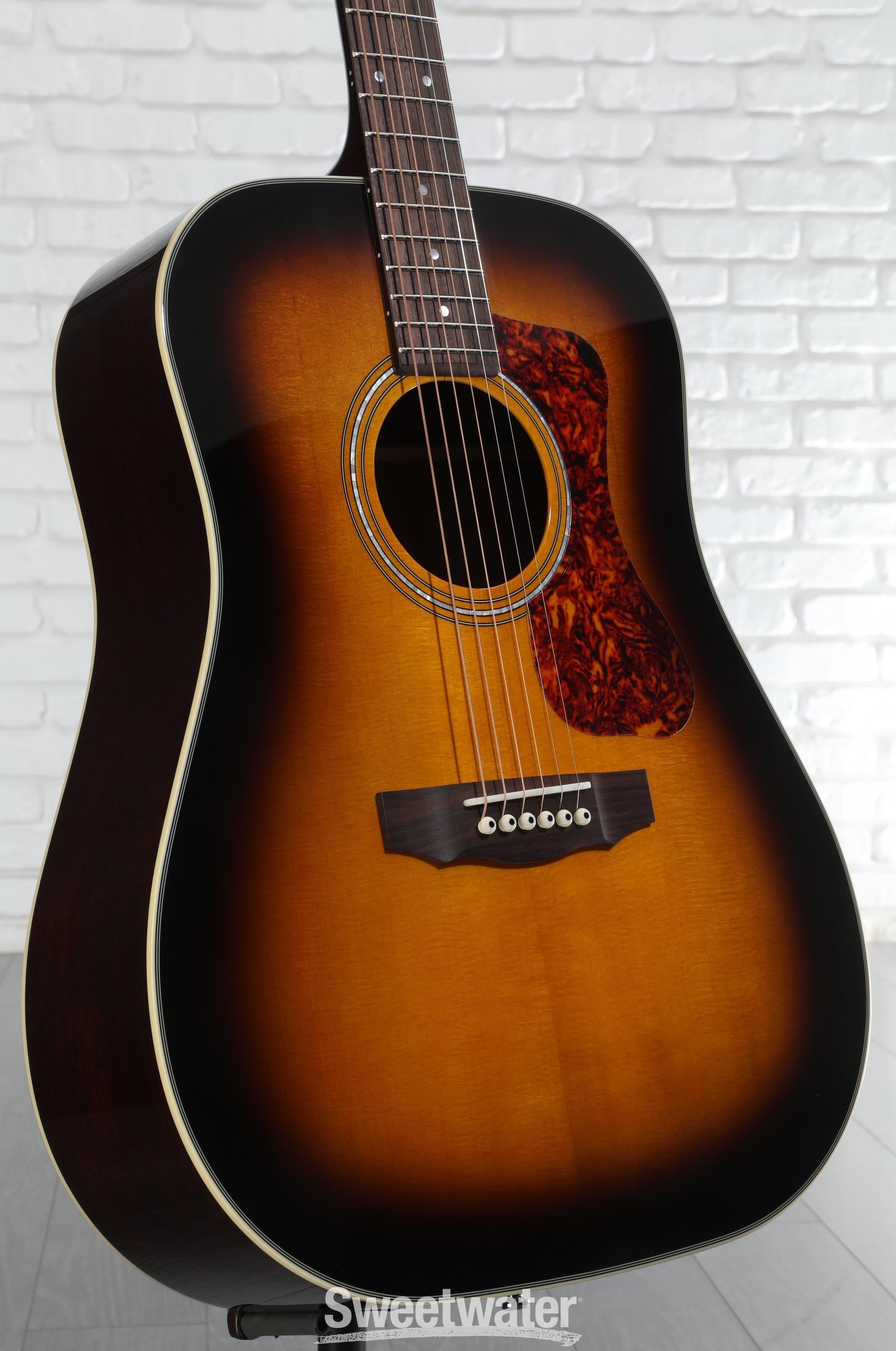 Guild D-140 Sunburst ギルド Guild D-140 Dreadnought Acoustic Guitar - Antique Sunburst