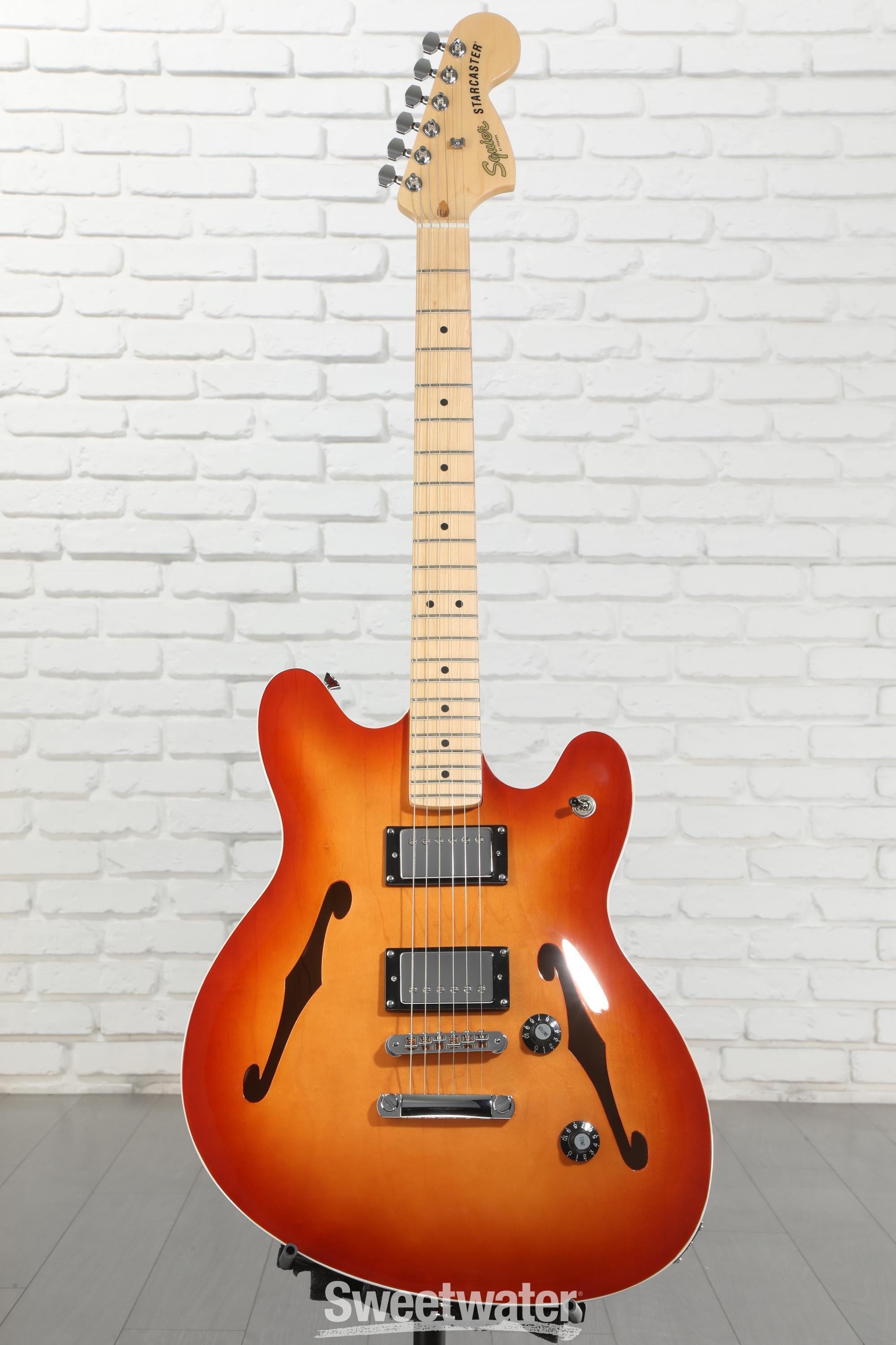 Squier Affinity Series Starcaster Deluxe Semi-hollowbody Electric