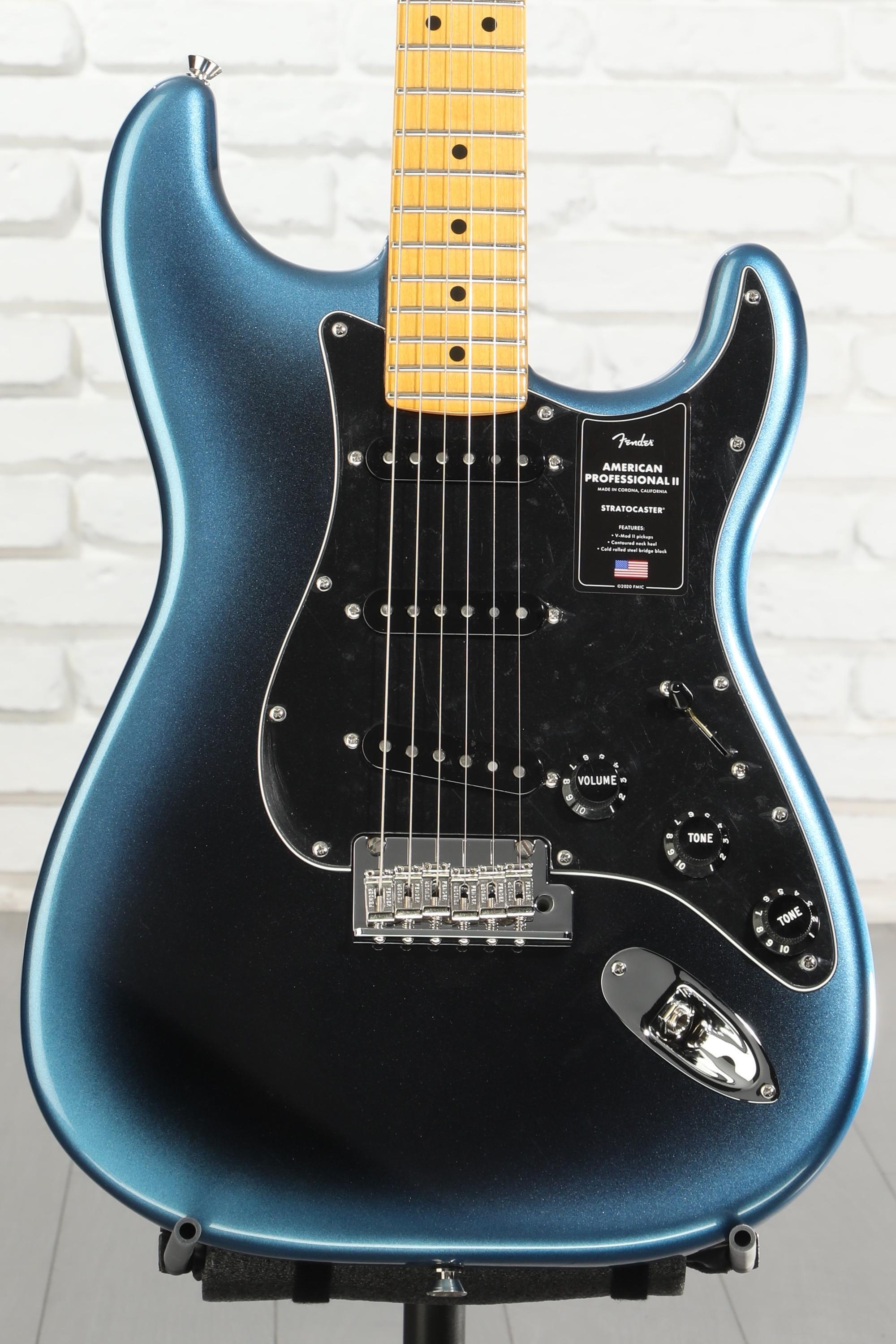 ギター Fender AmericanProfessional II darknight Amazon.com: Fender American Professional II Stratocaster - Dark
