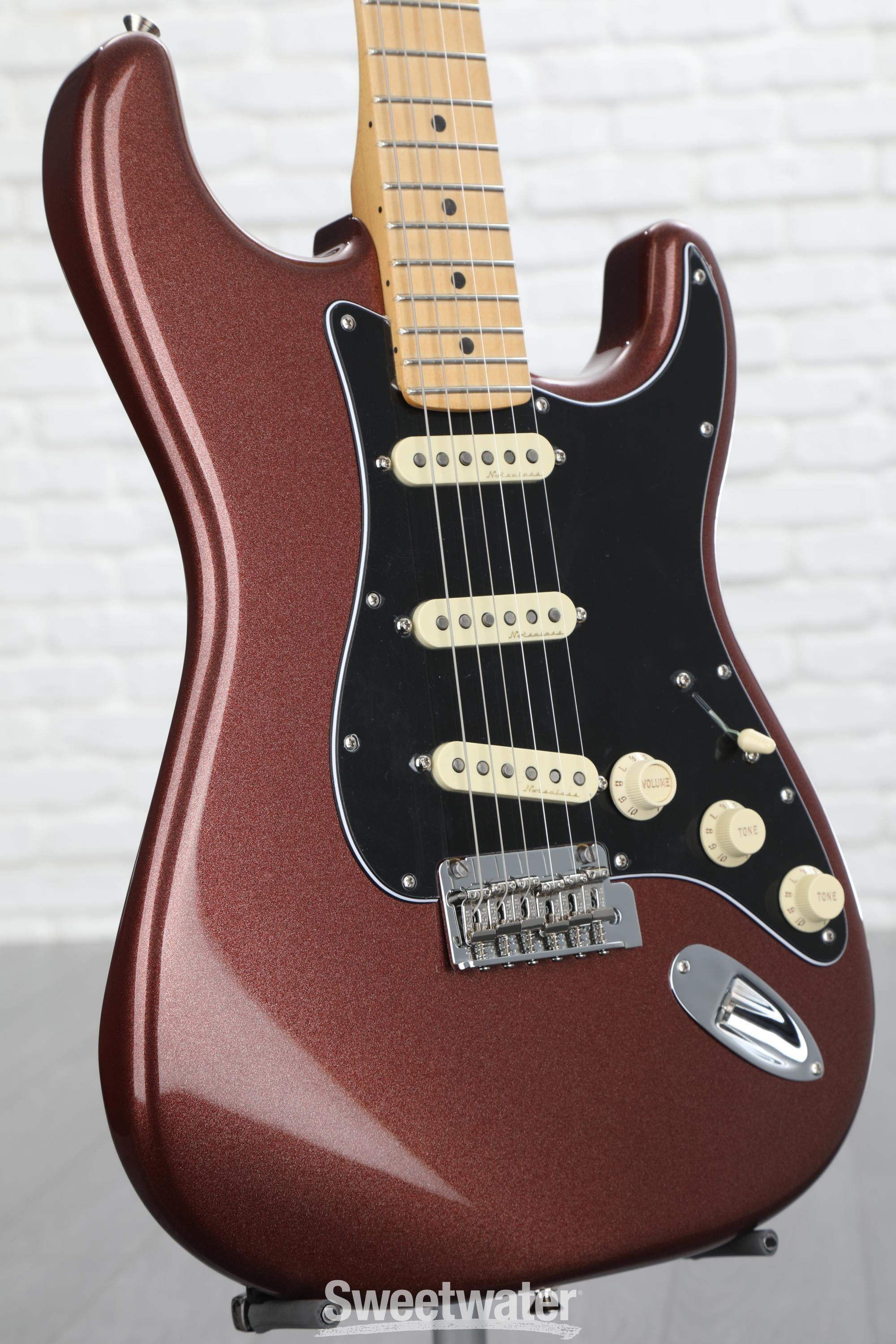 Fender Deluxe Roadhouse Strat - Classic Copper with Maple Fingerboard