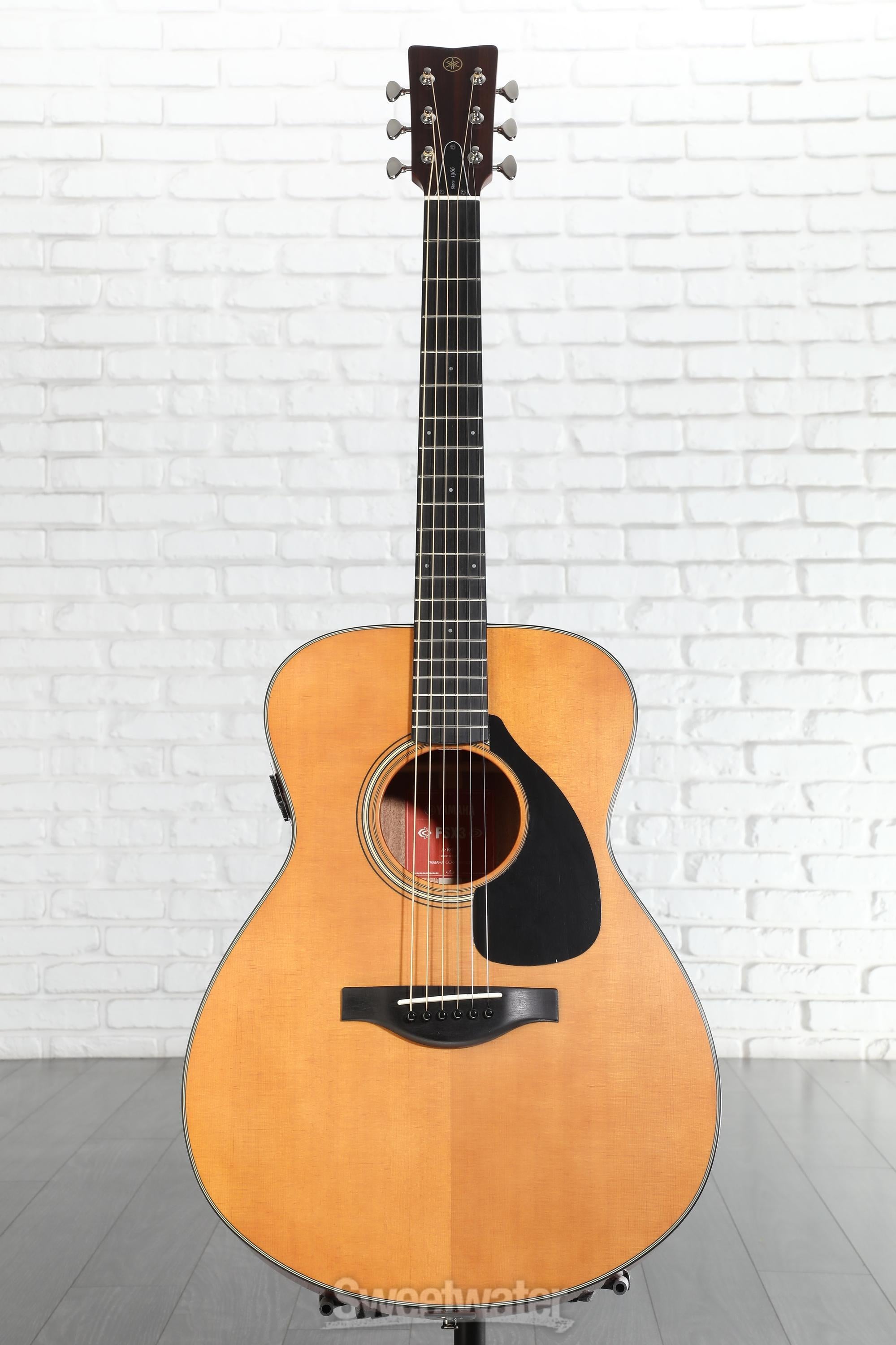 Yamaha Red Label FSX3 Acoustic-electric Guitar - Natural | Sweetwater