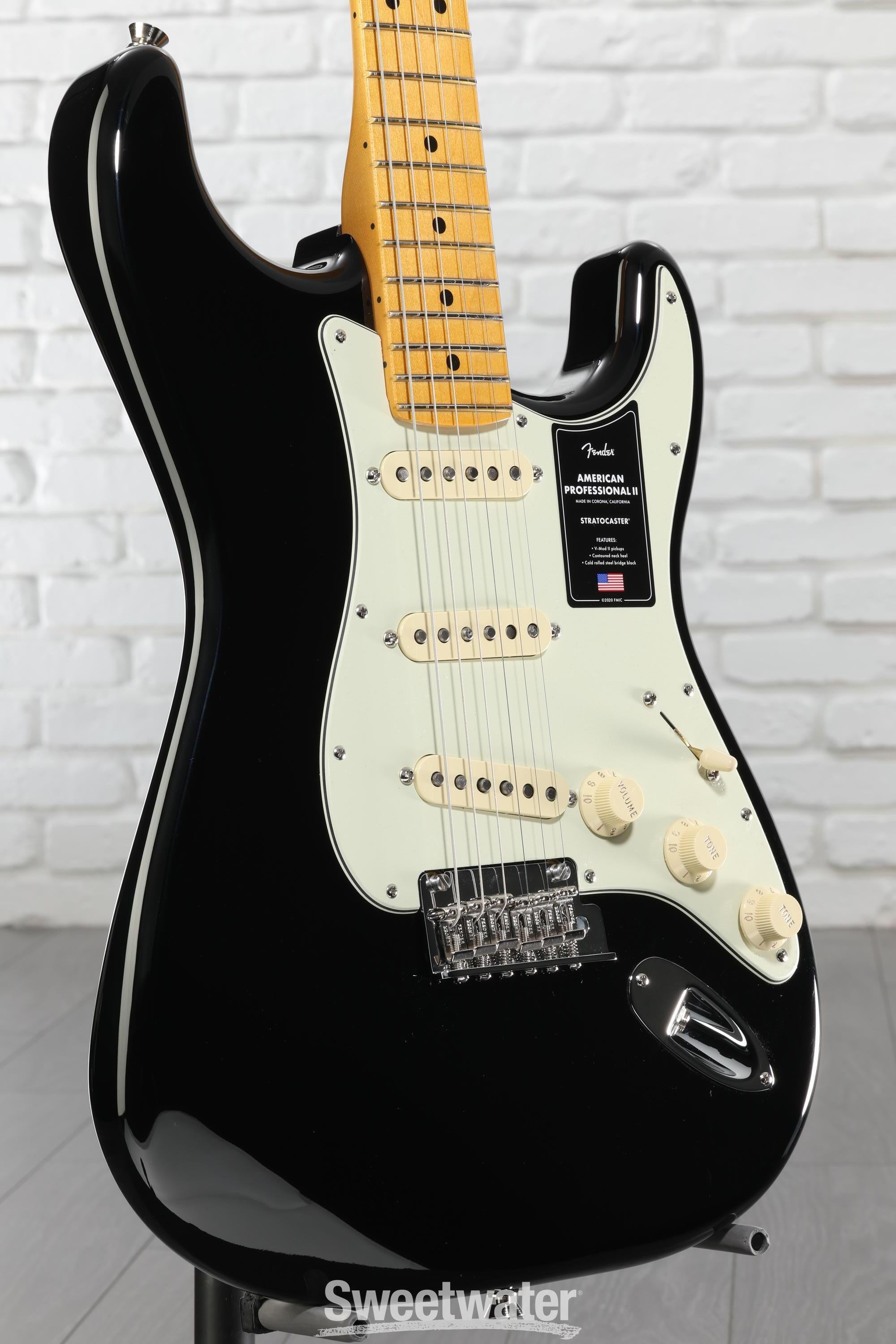 Fender American Professional II Stratocaster - Black with Maple