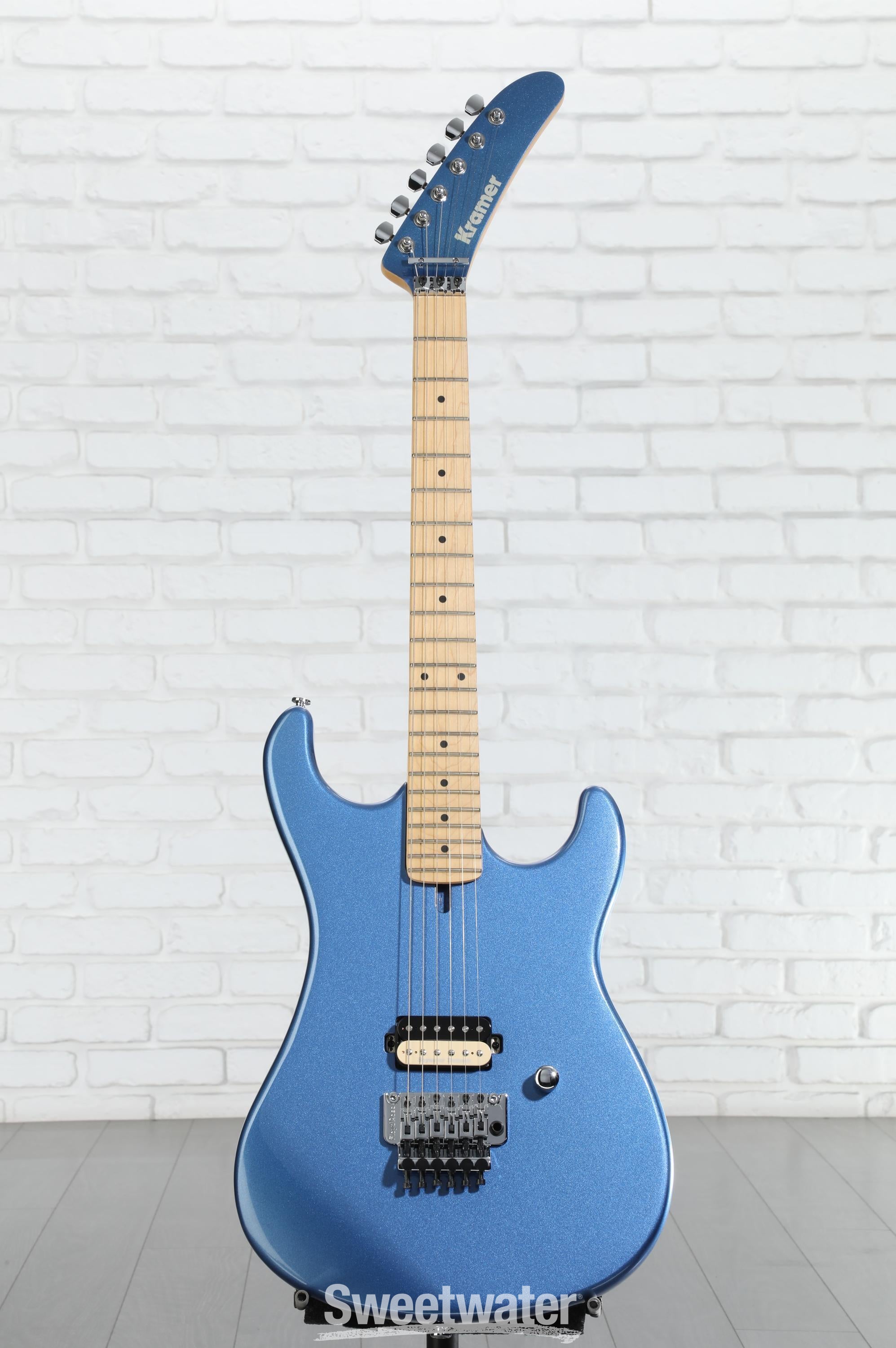 クレイマー エレキギター Kramer The 84 Baretta Kramer The 84 Electric Guitar - Blue Metallic | Sweetwater