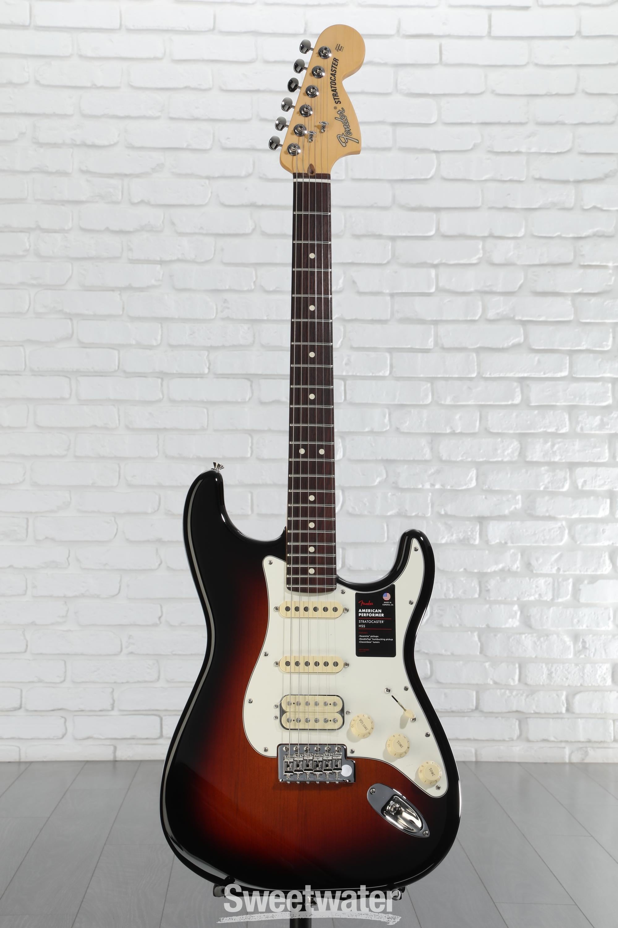 ギター American Performer Stratocaster HSS American Performer Stratocaster® HSS – Fender