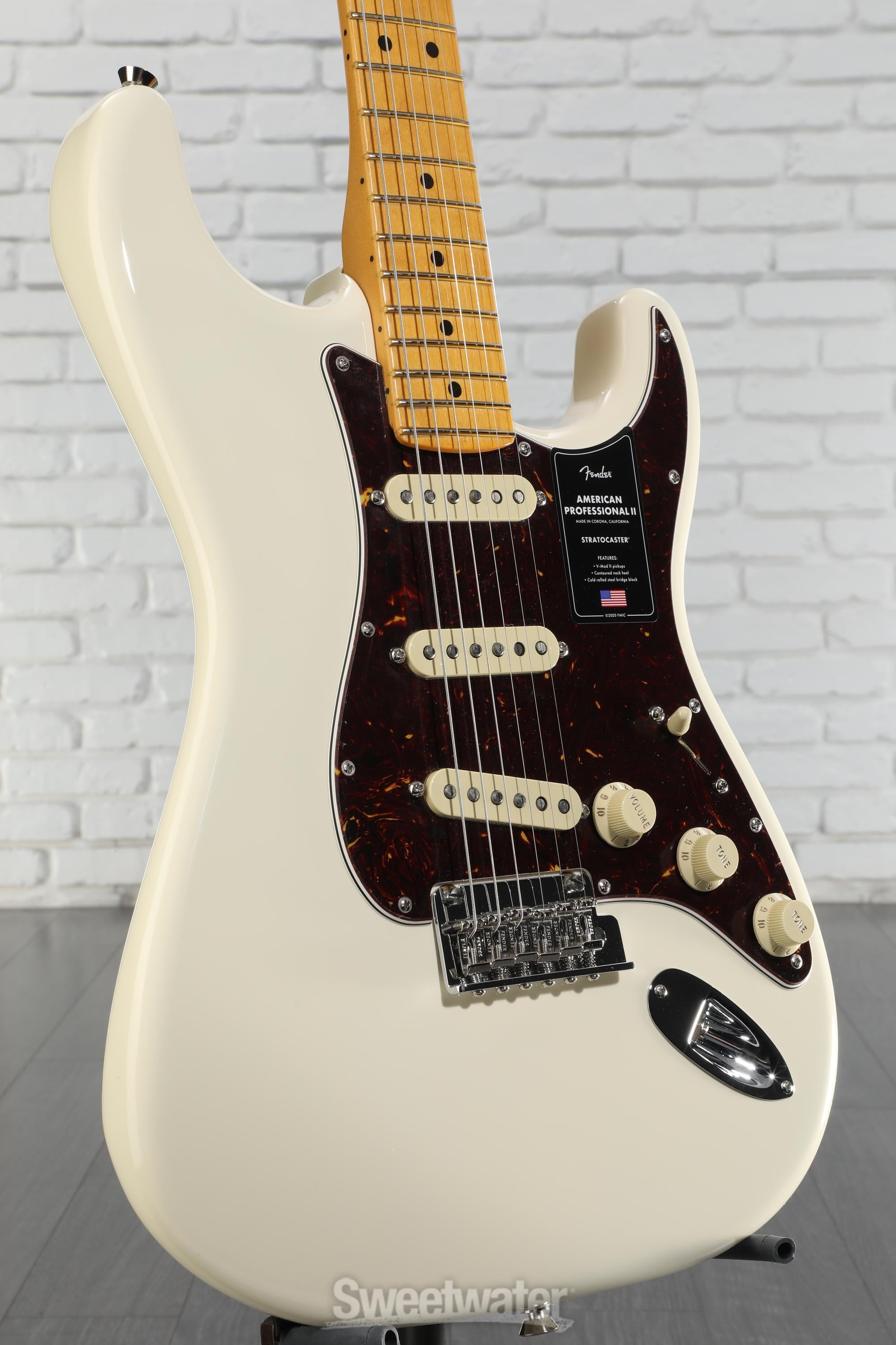 ギター Fender American professional ii strato Fender American Professional II Stratocaster - Olympic White