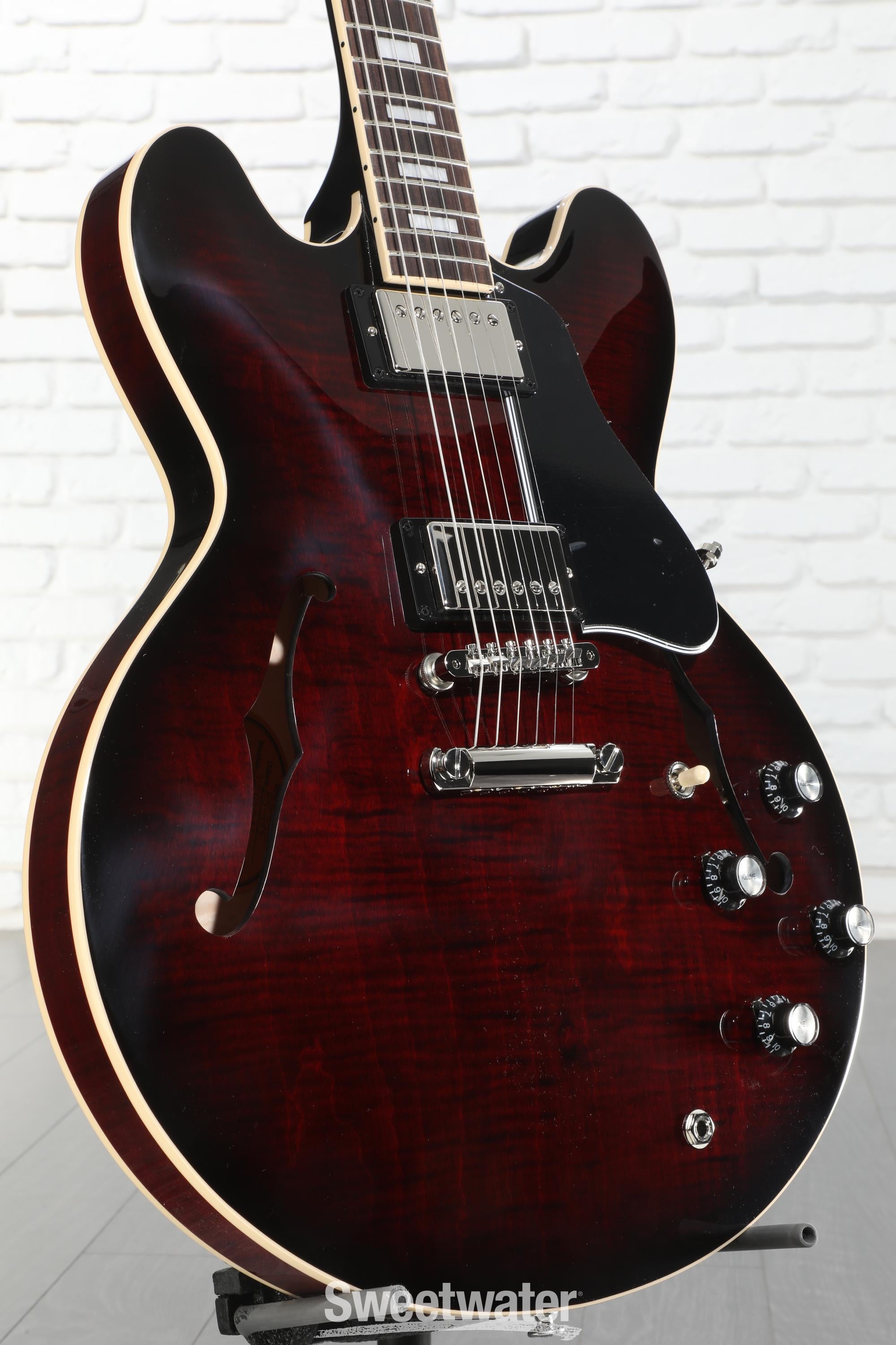 ギター Gibson ES-335 Figured Blood Moon Burst Gibson ES-335 Figured Semi-Hollow Electric Guitar Blood Moon Burst