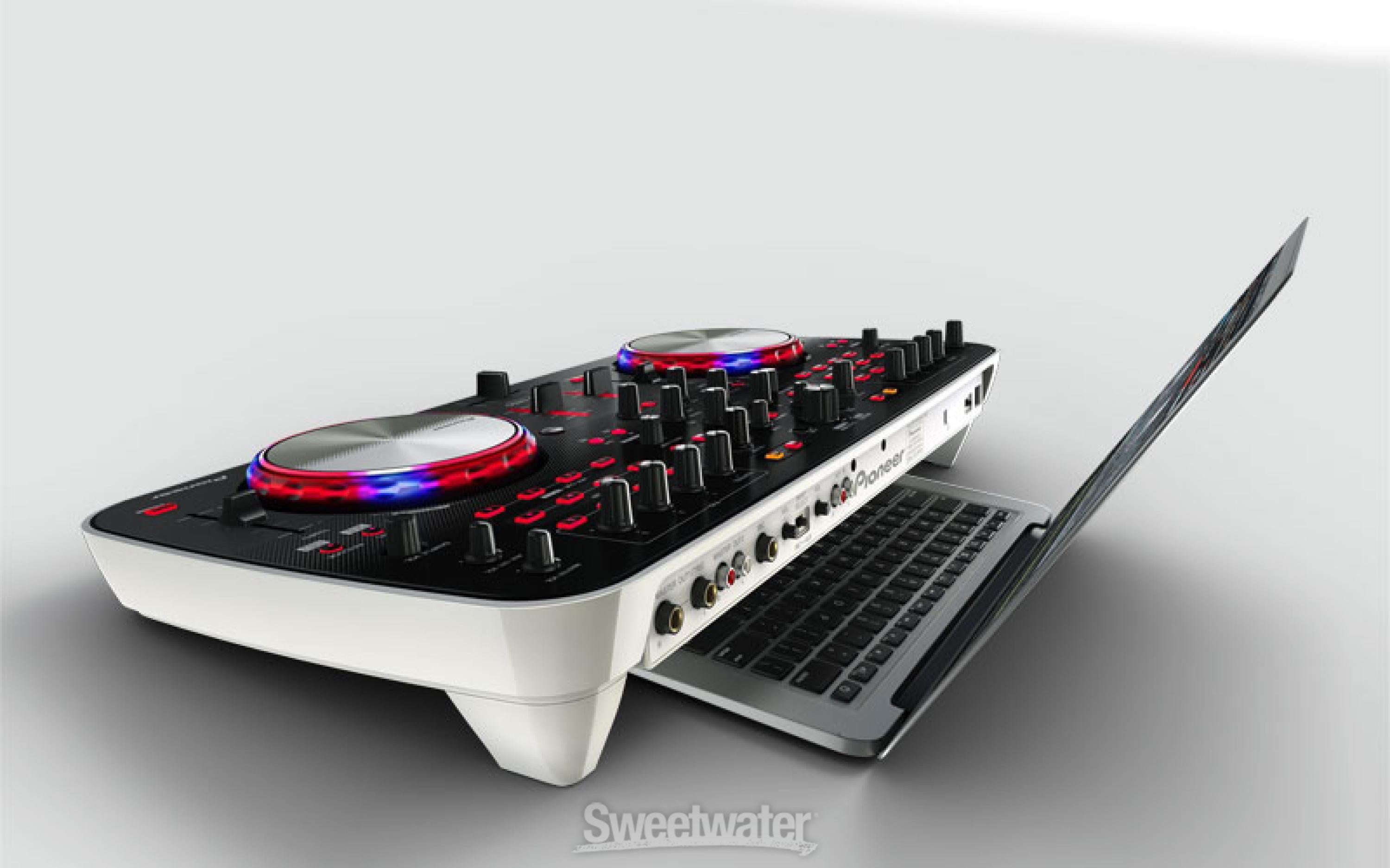 Pioneer DJ DDJ-ERGO DJ Controller | Sweetwater