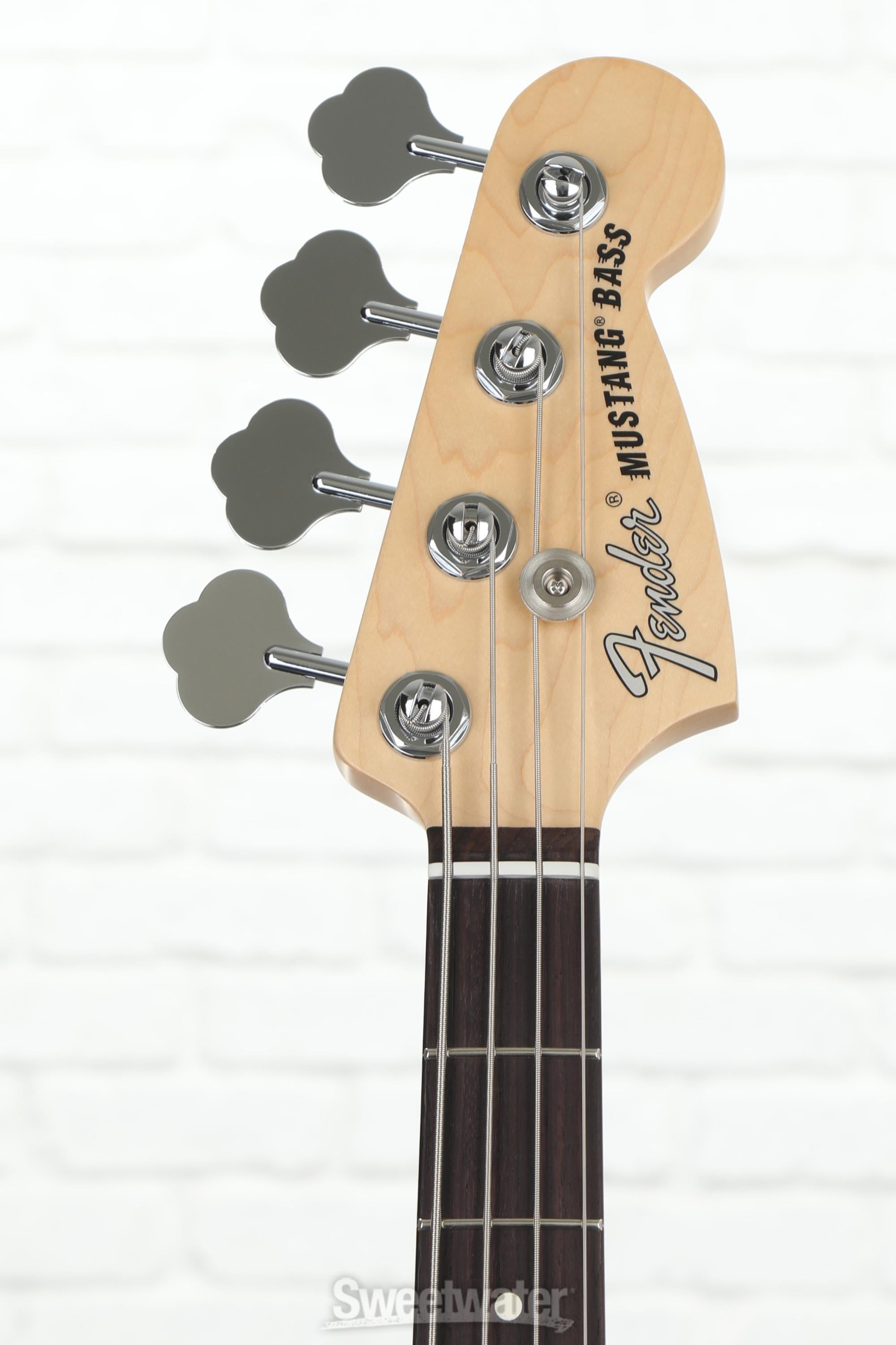 Fender American Performer Mustang Bass - Satin Surf Green