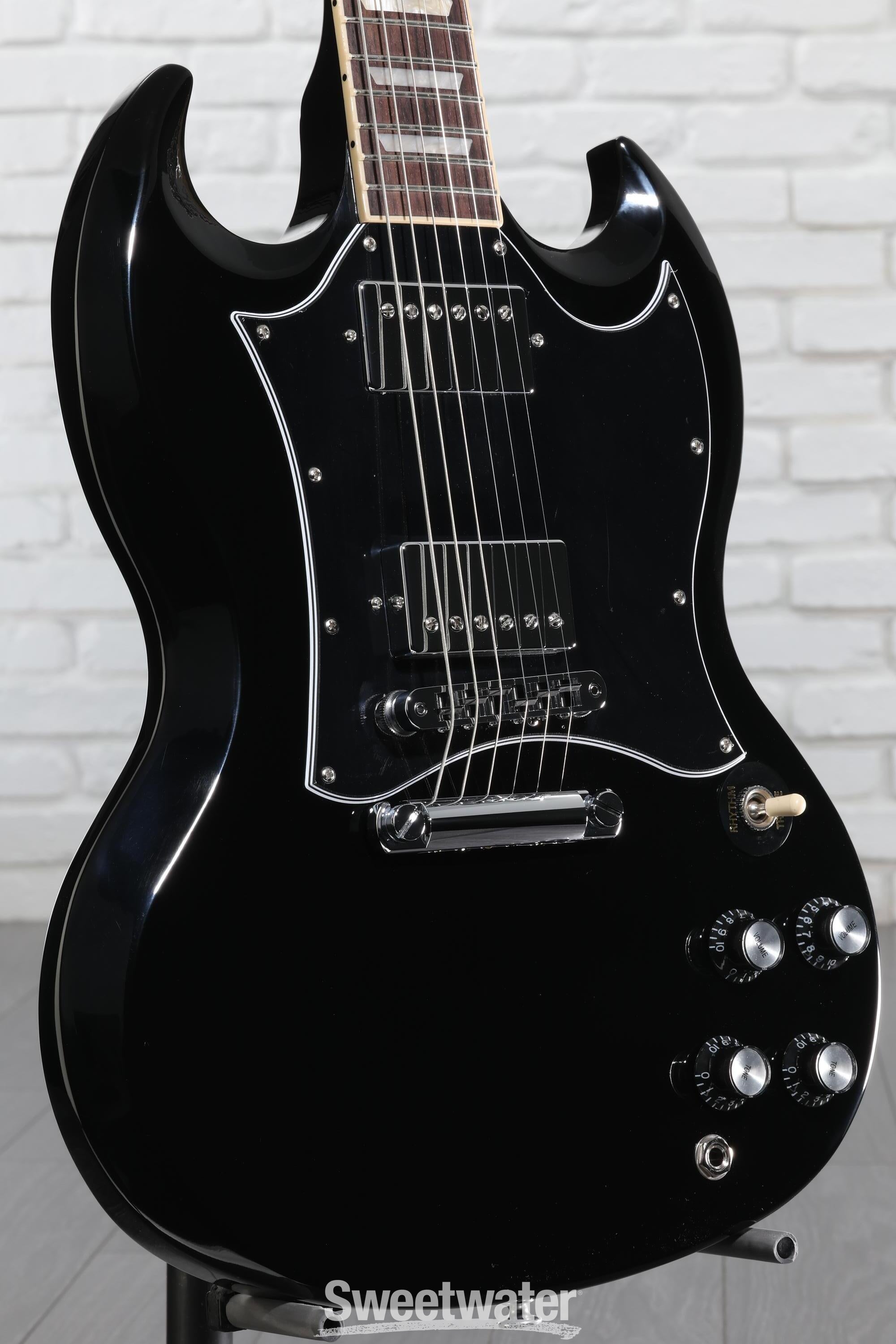 Gibson USA / SG Standard Ebony 2016年製 Gibson SG Standard T Ebony (2016) - Guitar Compare