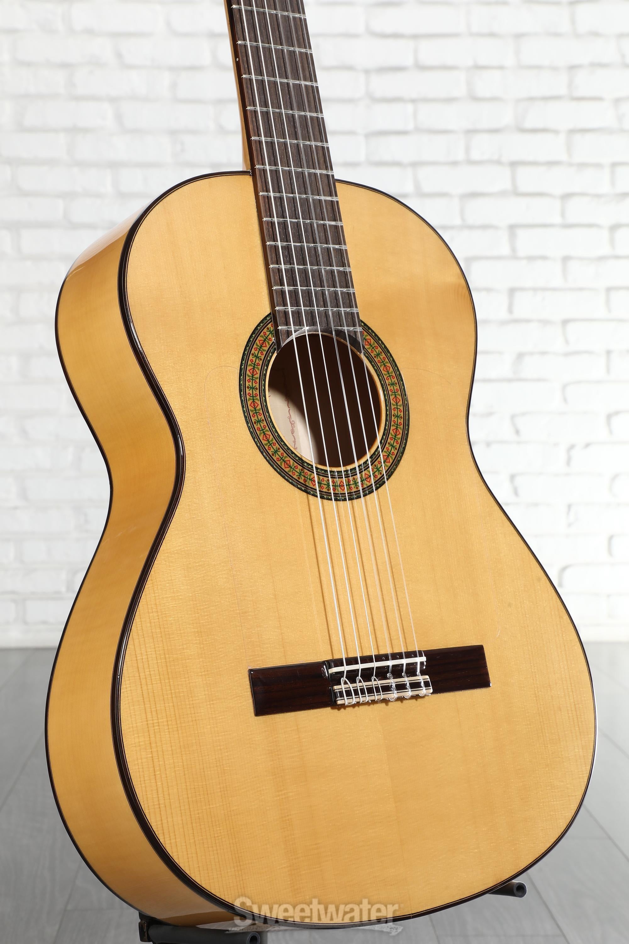 Photo of Alhambra 3 F Nylon-string Flamenco Acoustic Guitar - Natural