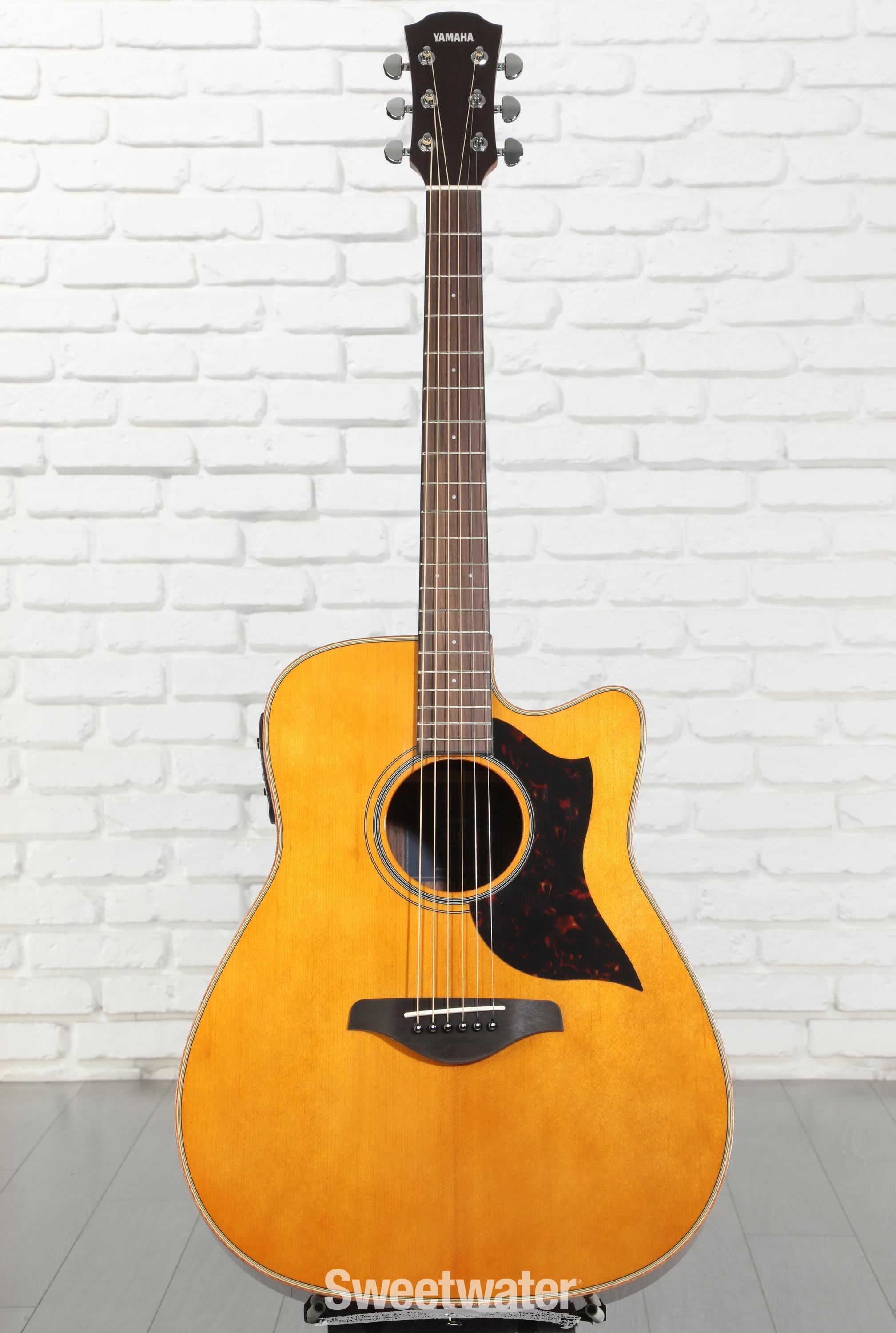 Yamaha A1R Acoustic-electric Guitar - Vintage Natural | Sweetwater