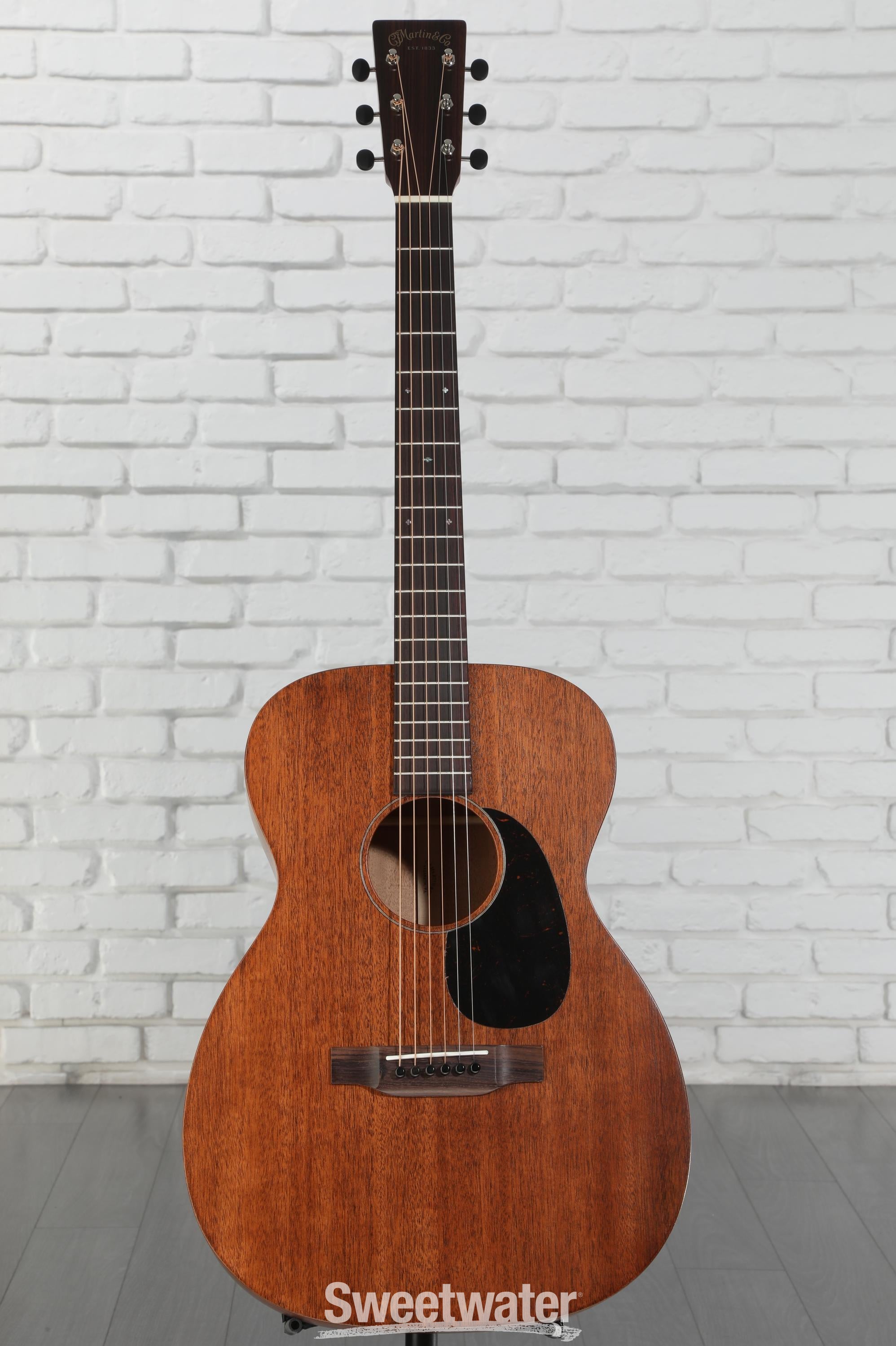 Martin 00-15M Acoustic Guitar - Satin Natural Mahogany