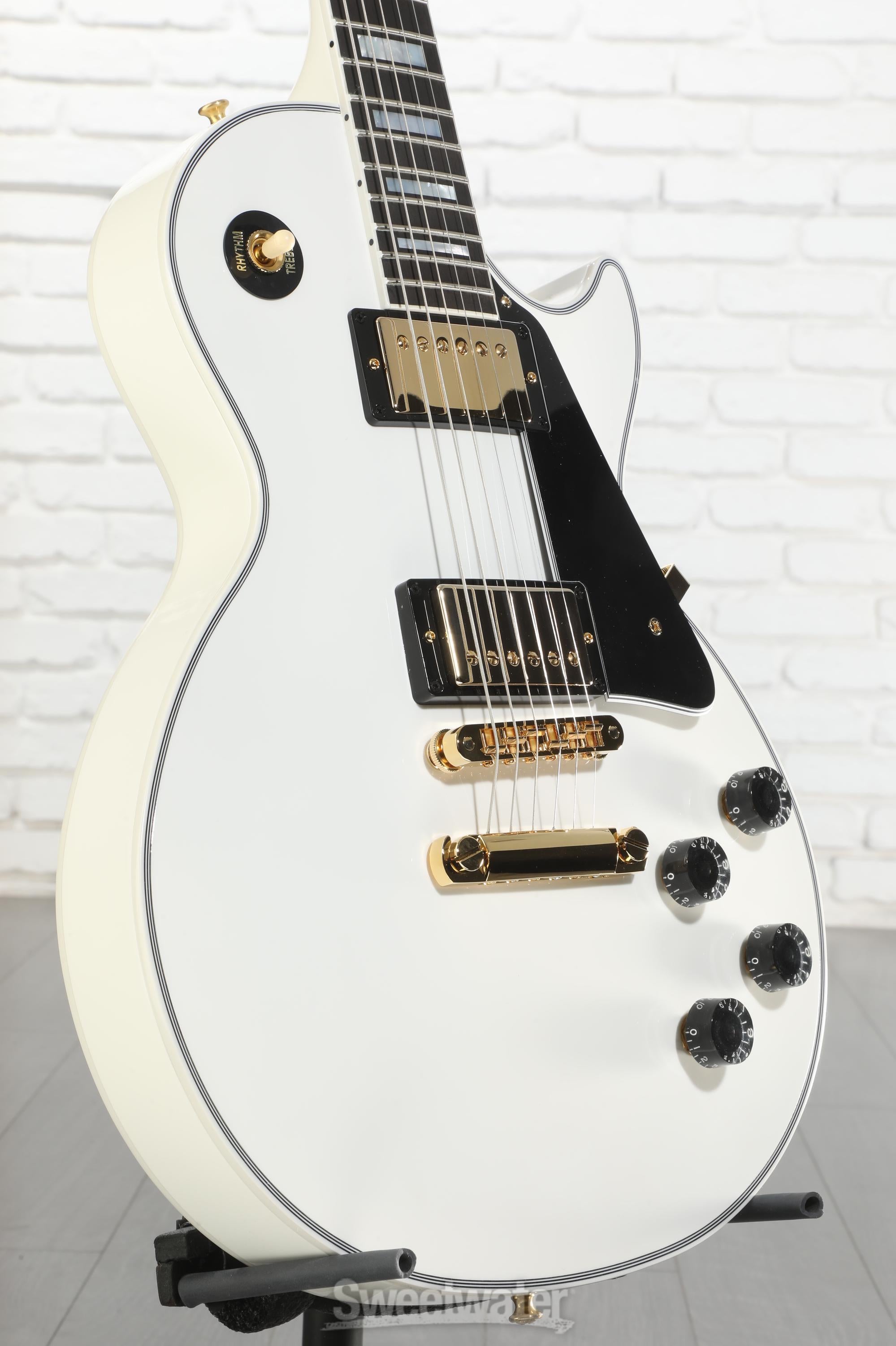 Gibson Custom Les Paul Custom Electric Guitar - Alpine White