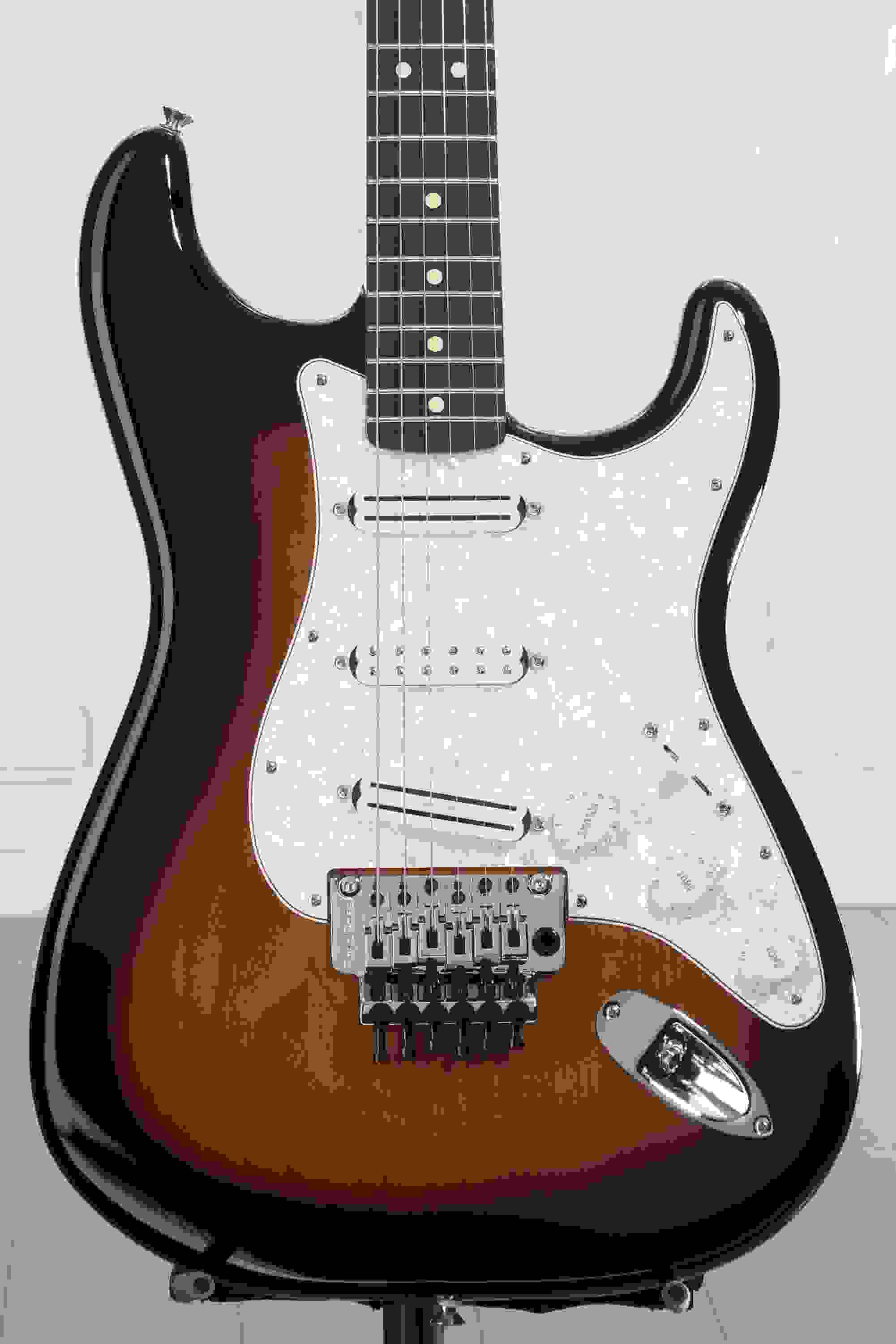 Fender Dave Murray Stratocaster - Sunburst with Rosewood Fingerboard