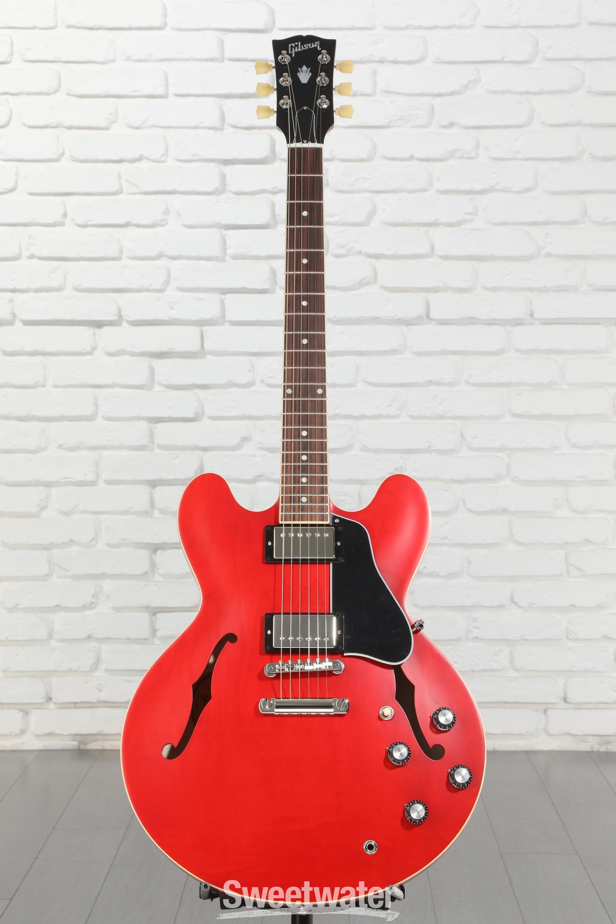 Gibson ES-335 Satin - Satin Cherry | Sweetwater