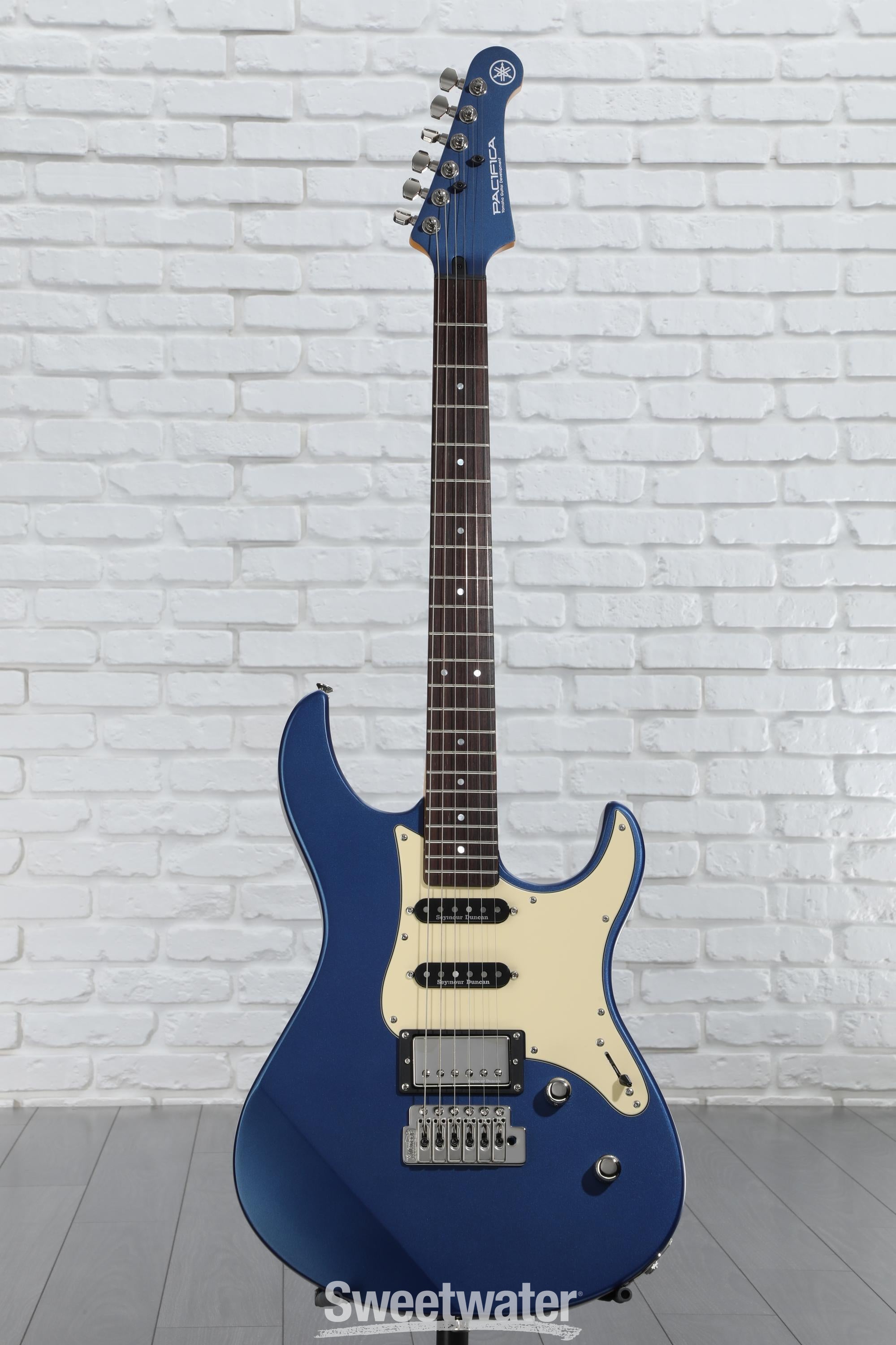 Yamaha PAC612VIIX Pacifica Electric Guitar - Matte Silk Blue
