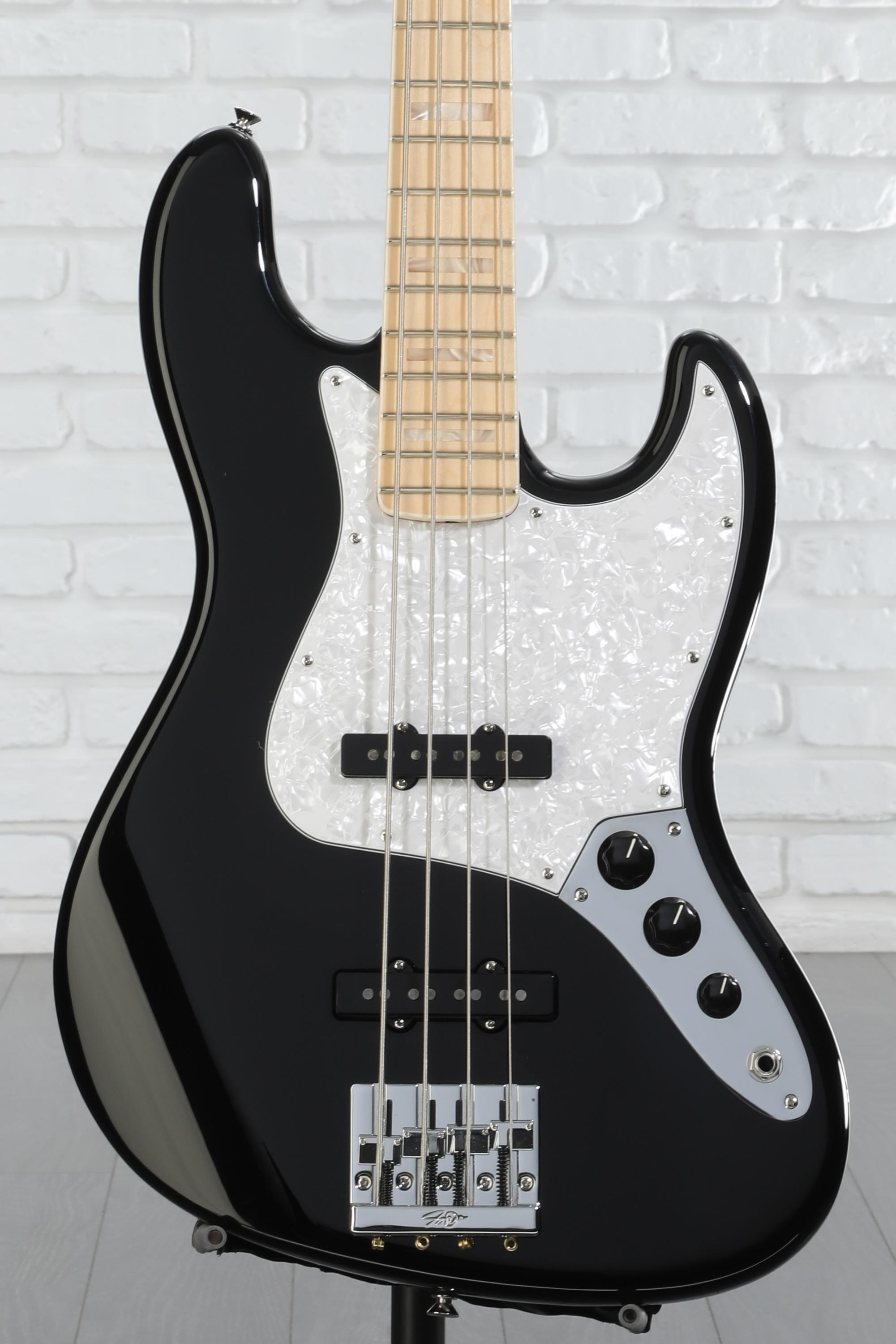Amazon.com: Fender American Performer Jazz Bass, Satin Surf