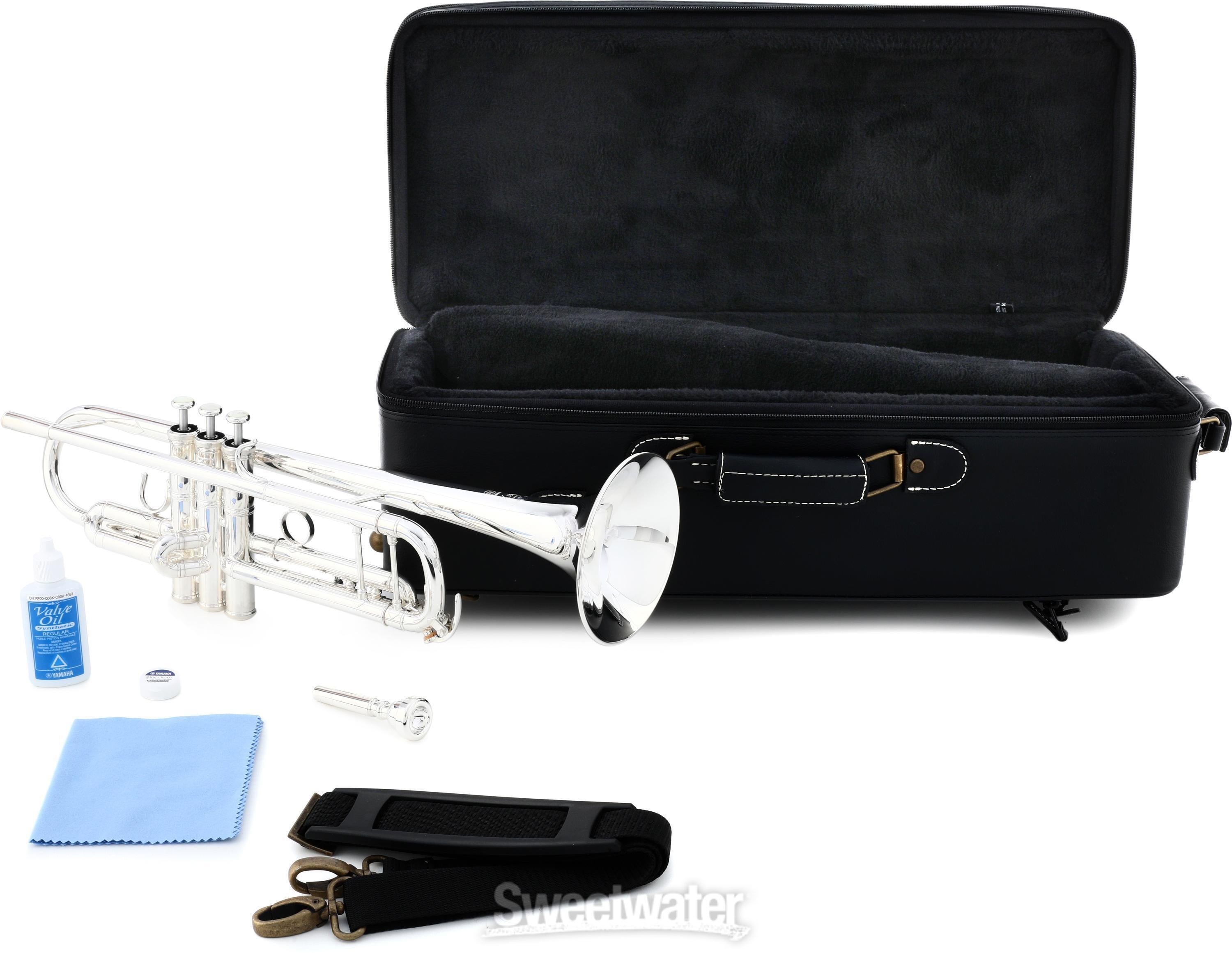 Yamaha YTR-8335IIGS Xeno Professional Bb Trumpet - Gold Brass Bell 