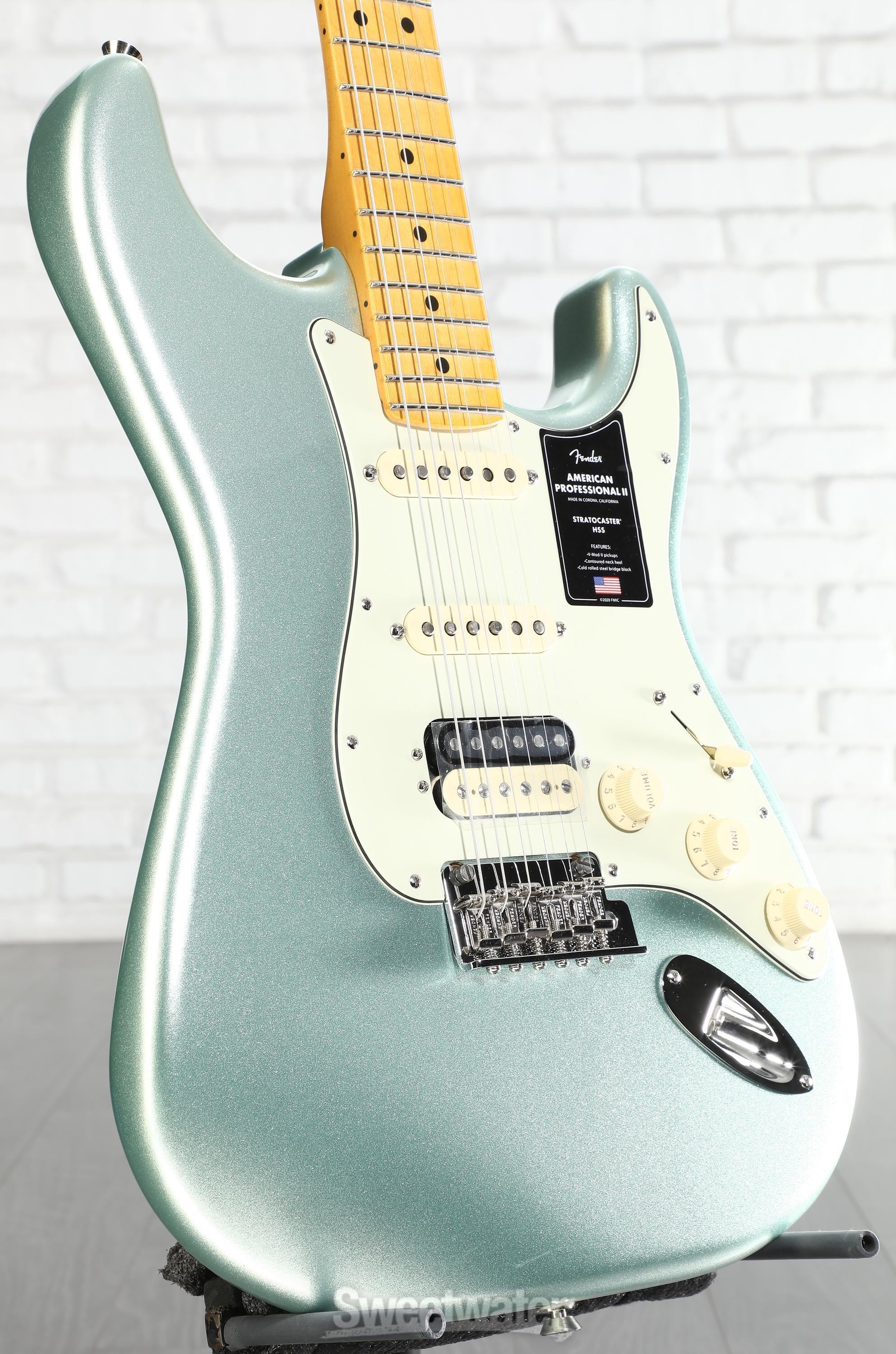 Fender American Professional II Stratocaster HSS - Mystic Surf