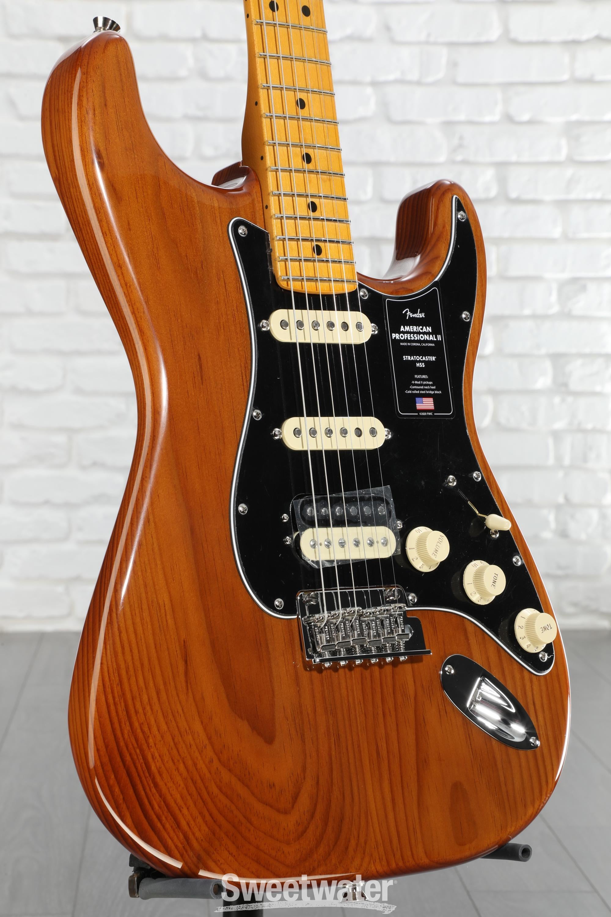 Fender American Professional II Stratocaster HSS - Roasted Pine