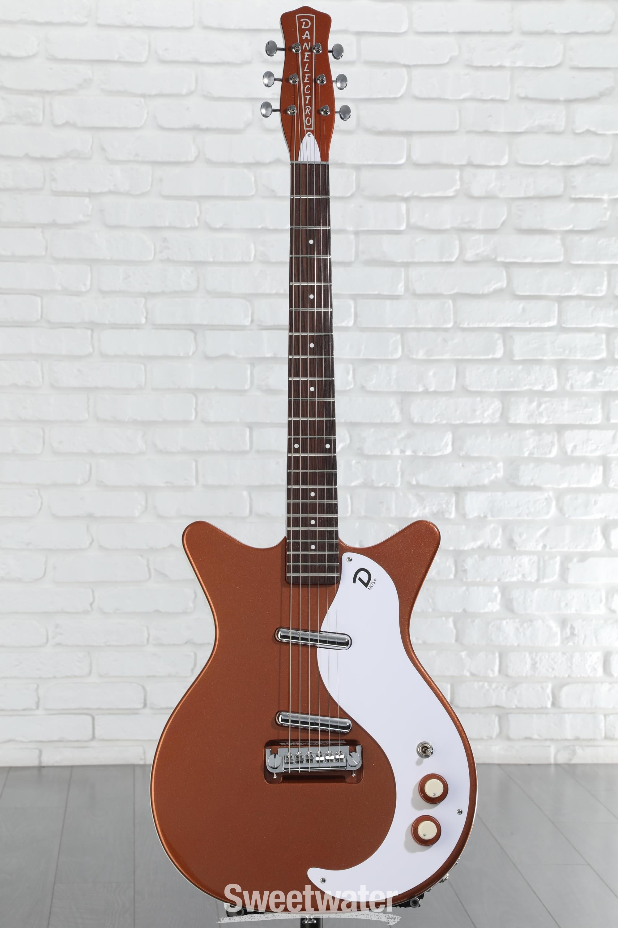 ギター Danelectro 59M NOS+ Danelectro '59M NOS+ Electric Guitar - Orange Metalflake