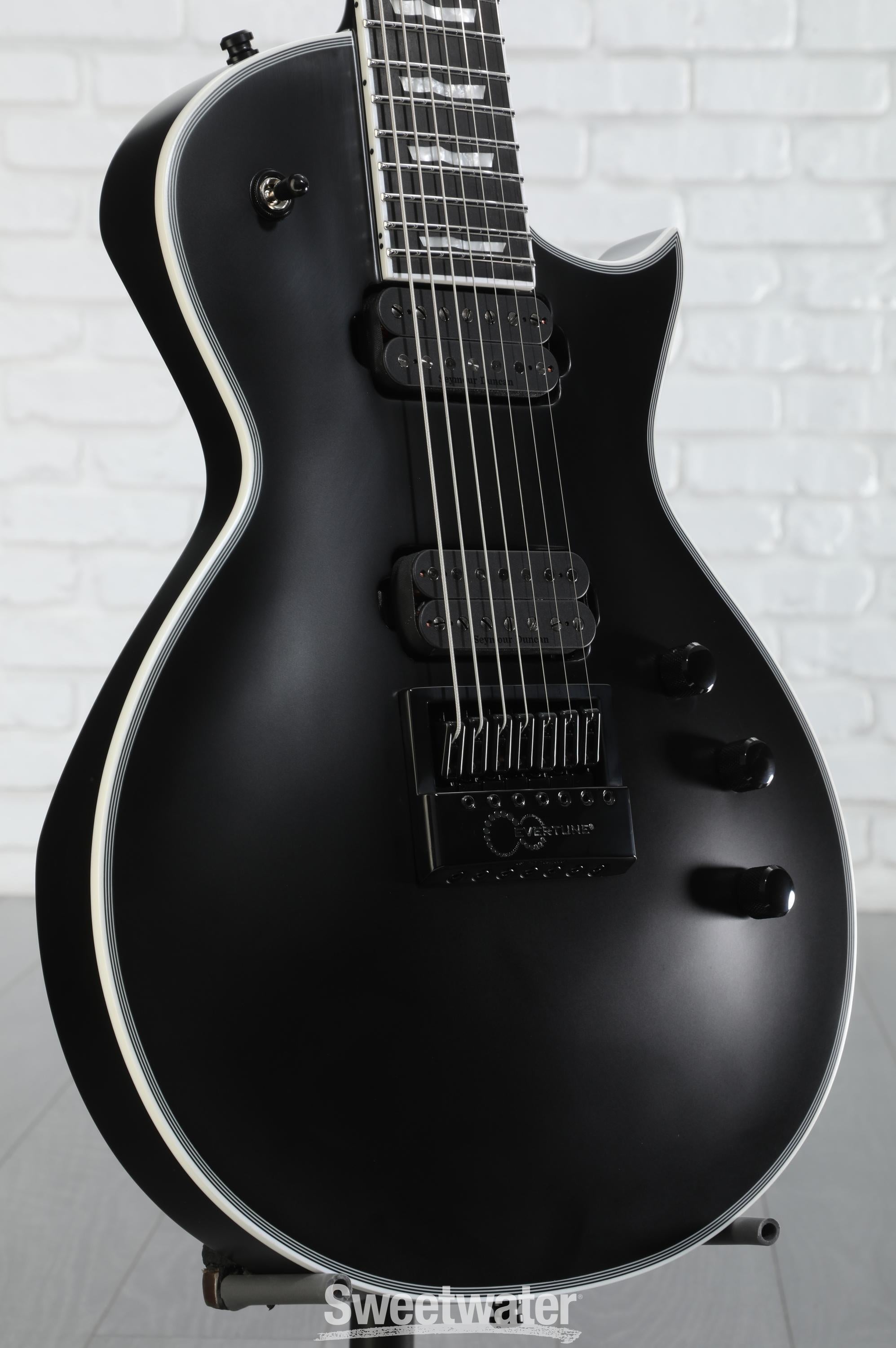 ESP E-II Eclipse Evertune Black Satin (2019) - Guitar Compare