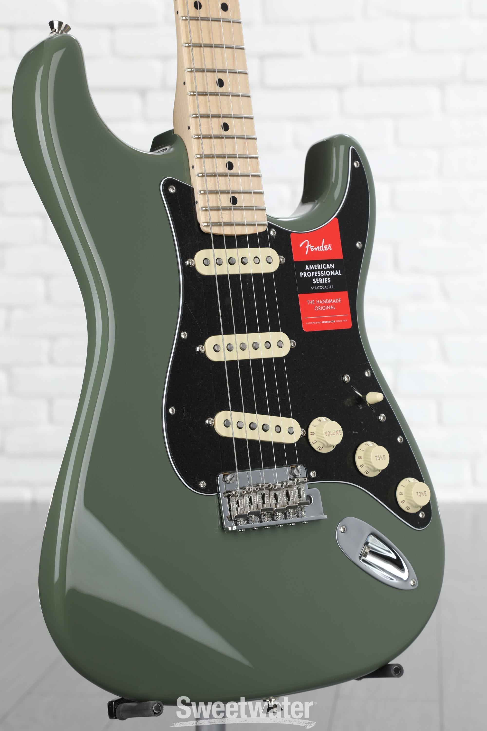 Fender stratocaster store olive