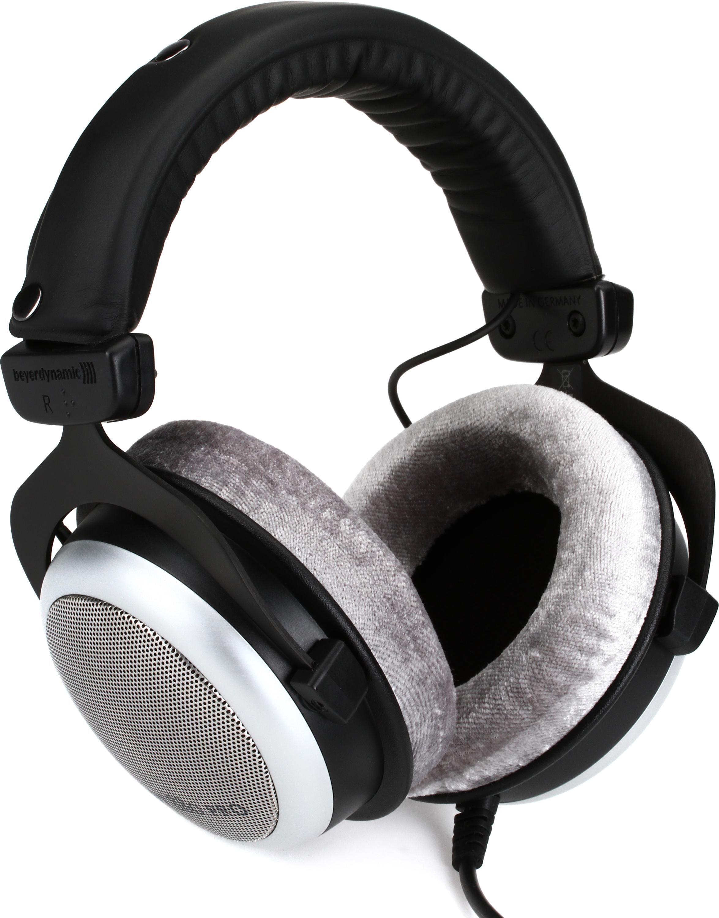 Beyerdynamic DT 880 Pro 250-ohm Semi-open Reference Studio Headphones