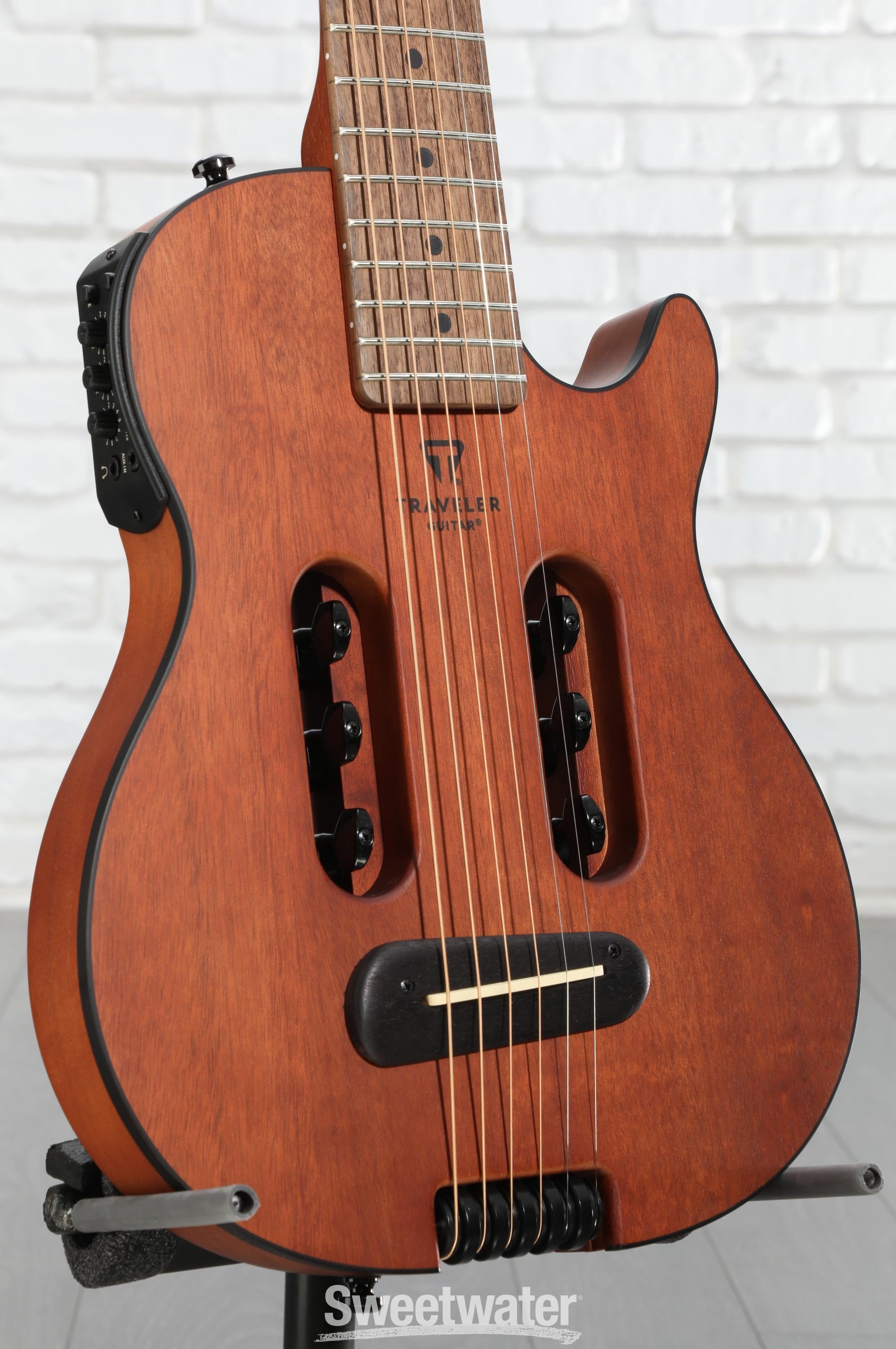 Traveler Guitar Escape Mark III Acoustic-electric Guitar - Natural