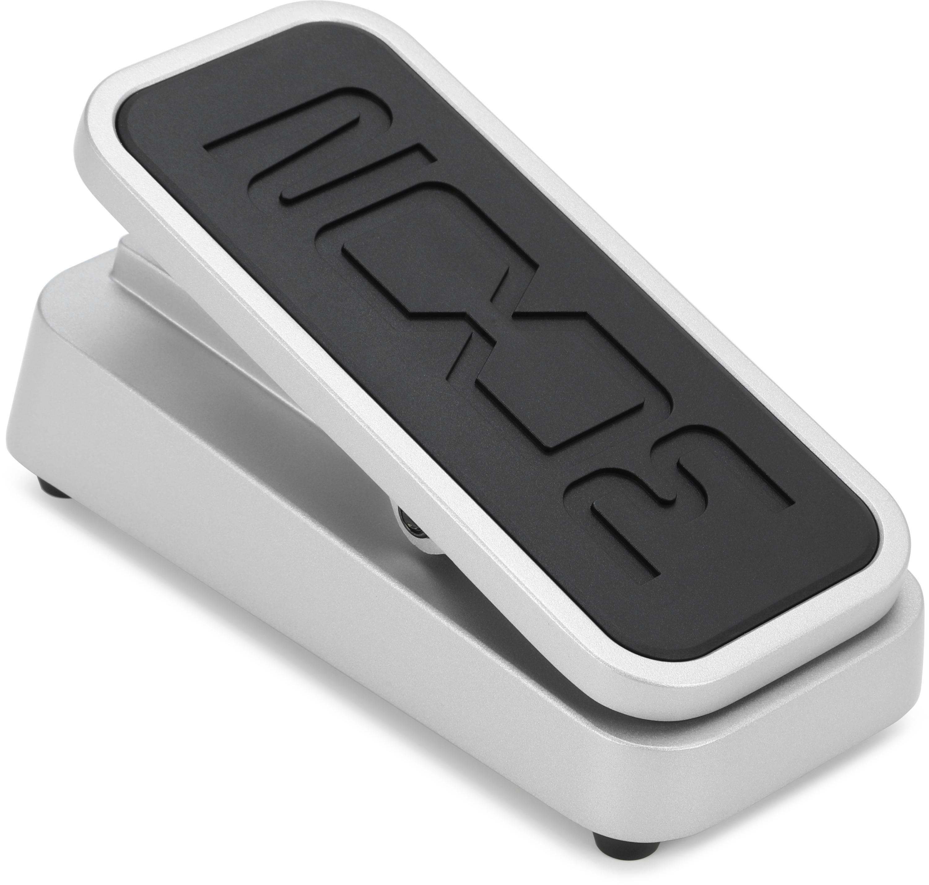 Zoom FP-02M Expression Pedal | Sweetwater