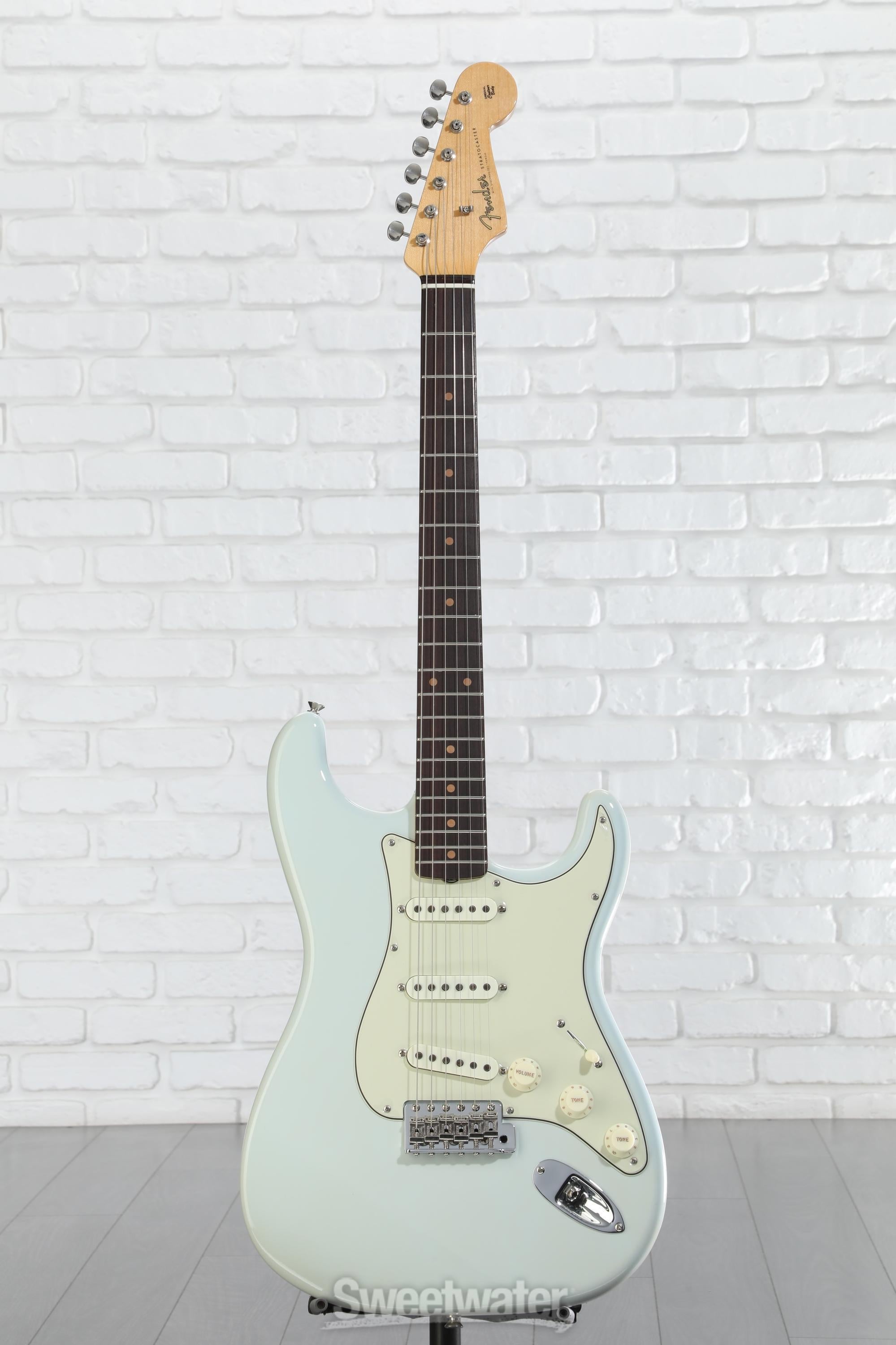 ギター Fender custom shop vintage custom nos 59 Fender Custom Shop Vintage Custom 1959 Stratocaster NOS