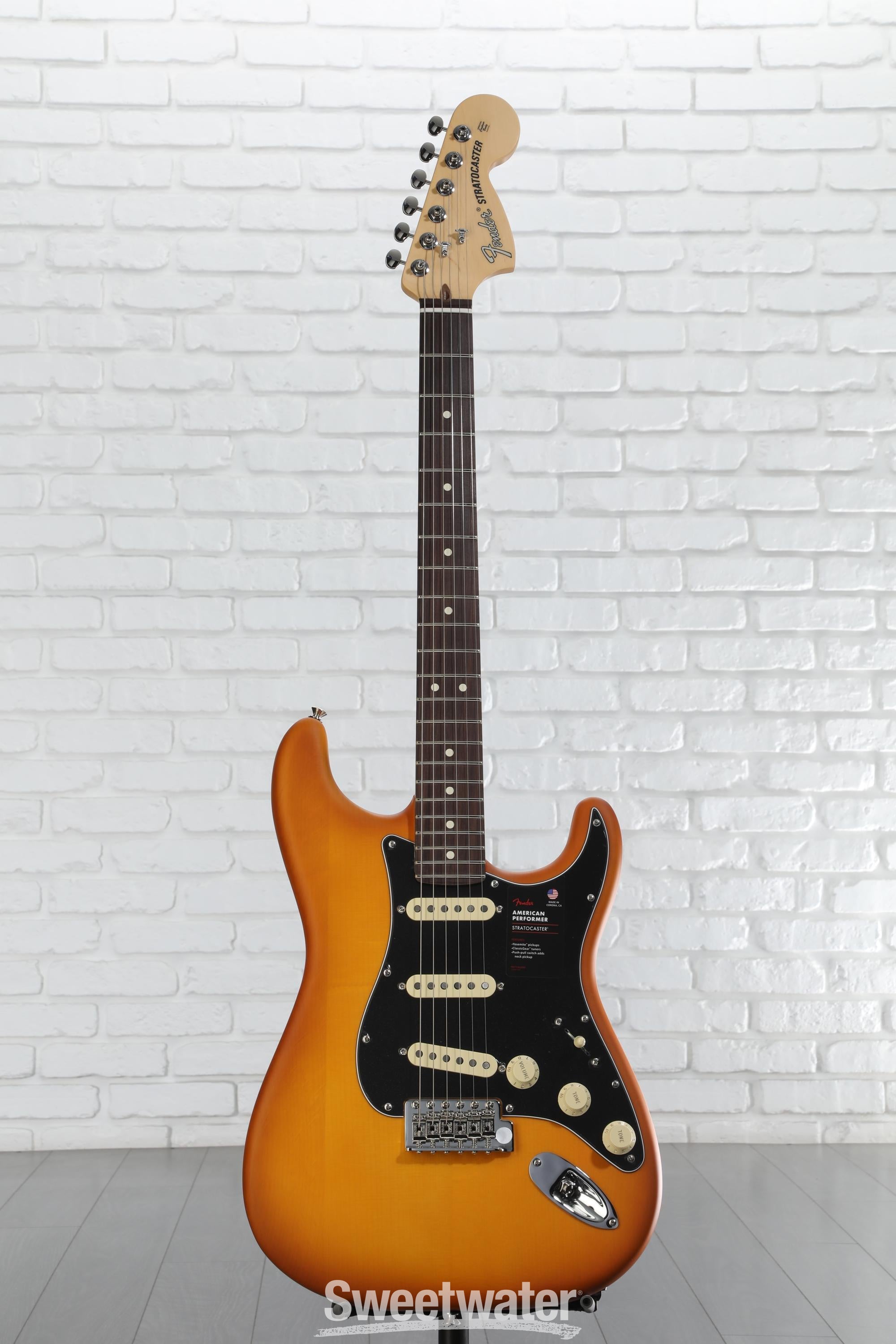 ギター Fender American Performer Stratocaster Amazon.com: Fender American Performer Stratocaster - Arctic