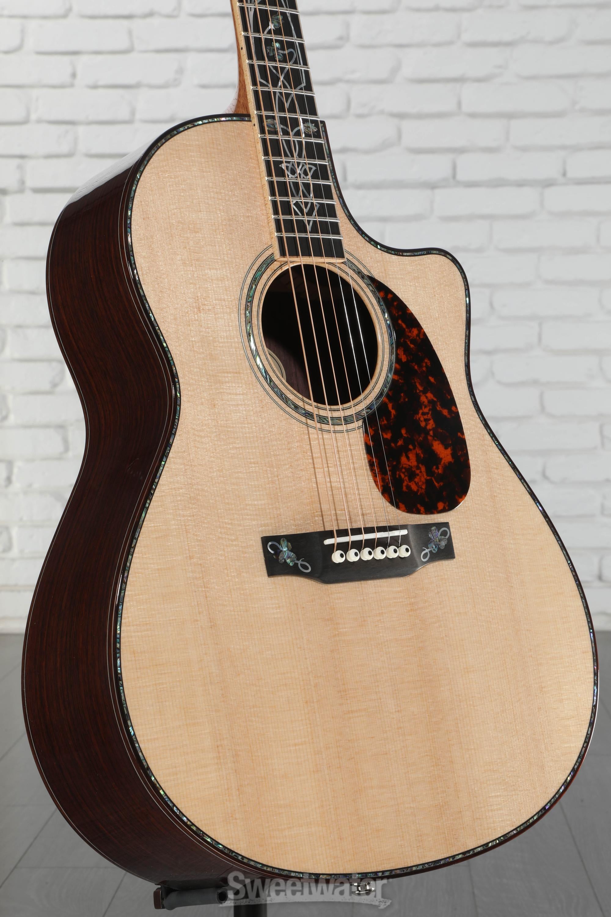 Larrivee LV-10 Rosewood Deluxe Series Acoustic Guitar - Natural