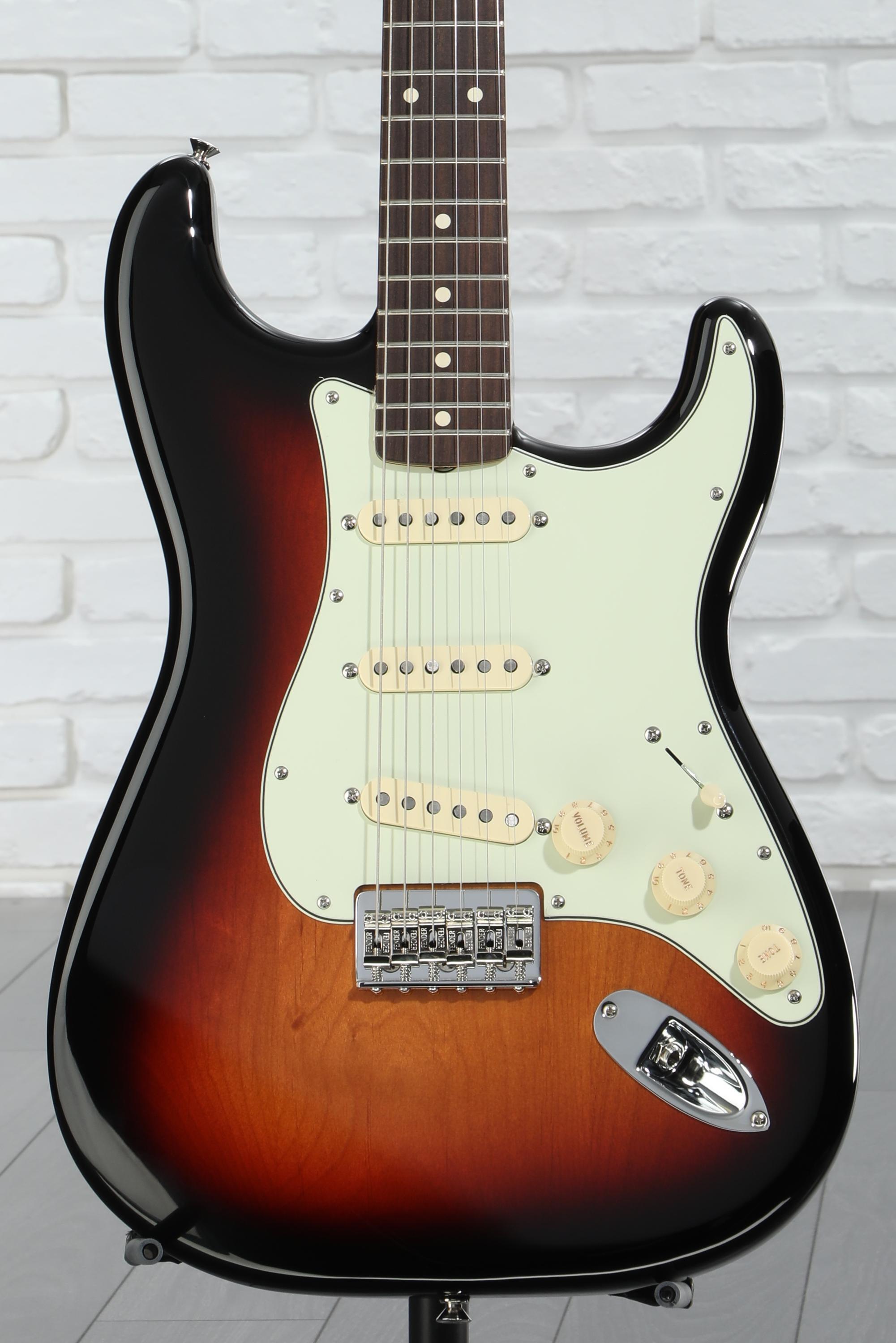 ギター Fender Robert Cray Stratocaster Fender Robert Cray Standard Stratocaster - 3-color Sunburst