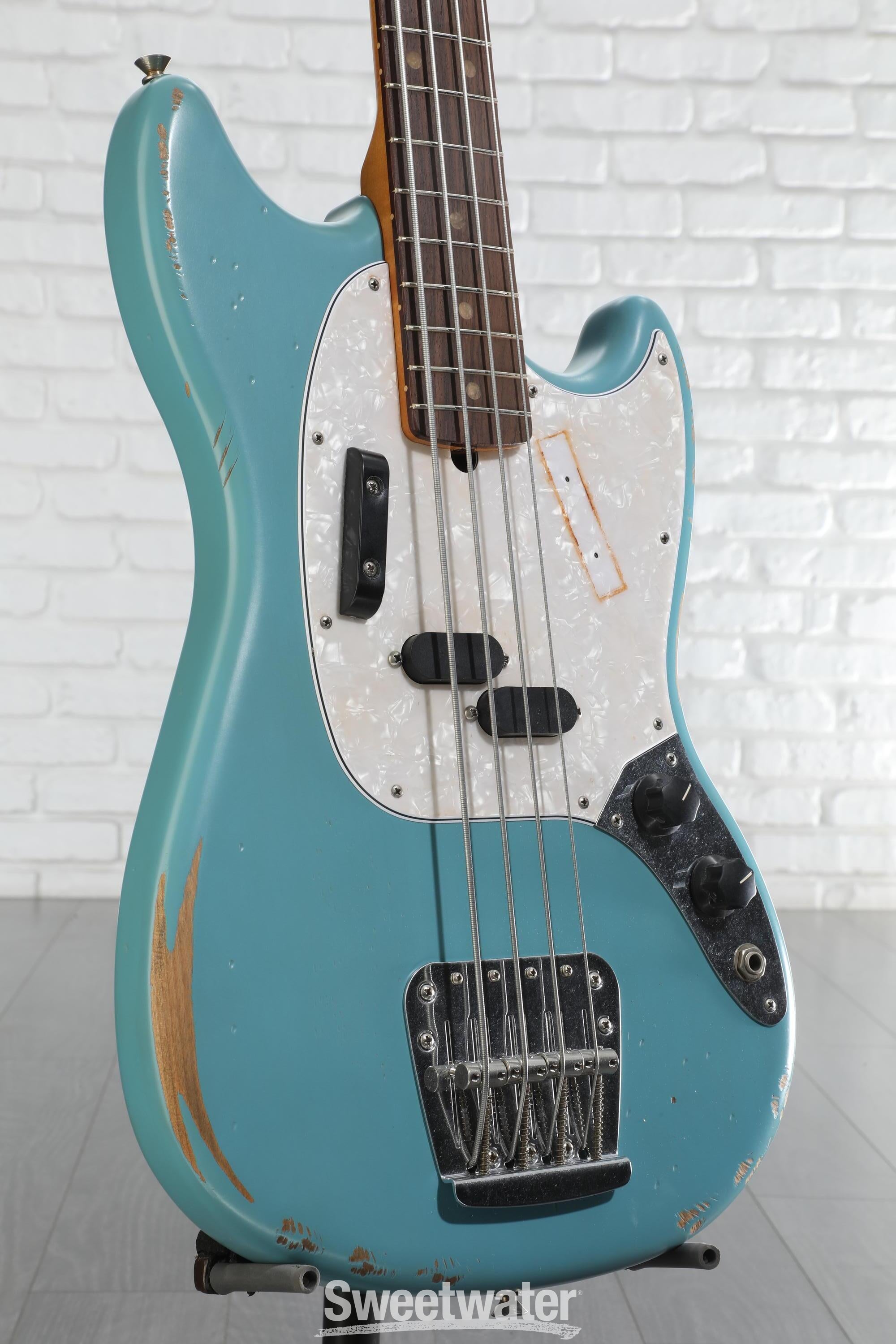 Fender JMJ Road Worn Mustang Bass Guitar - Faded Daphne Blue