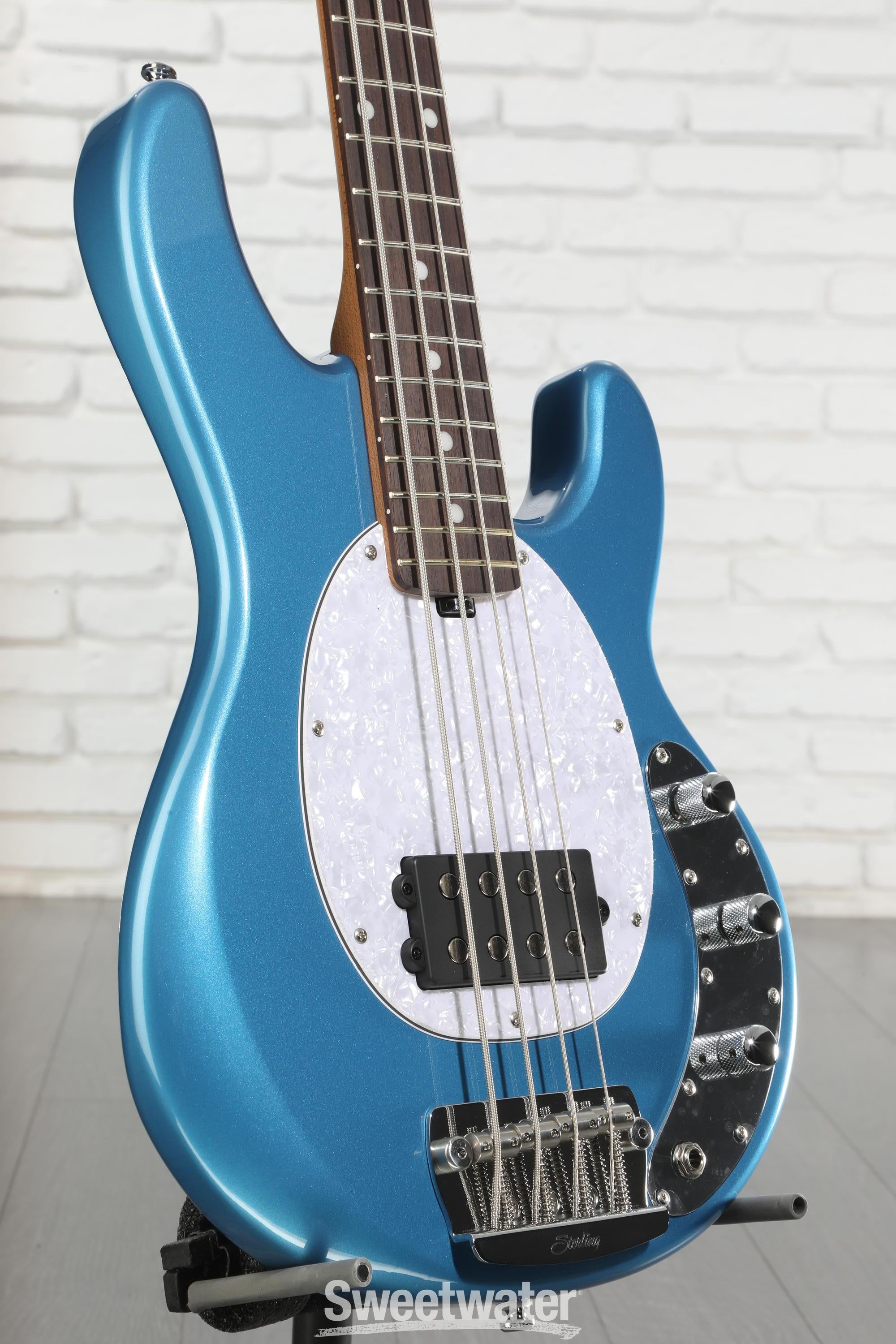 Sterling By Music Man StingRay RAYSS4 Short-scale Bass Guitar