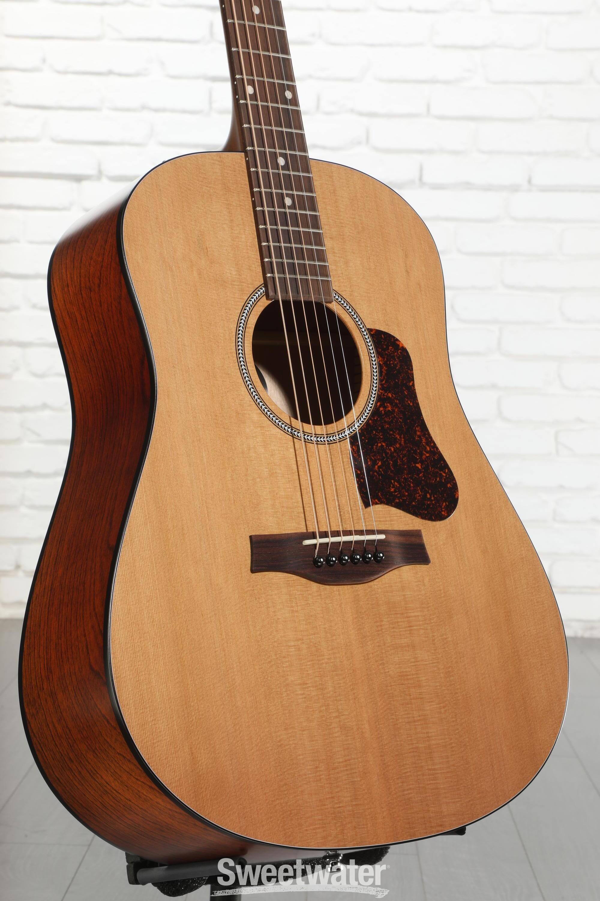 Seagull Guitars S6 Cedar Original Acoustic Guitar - Natural