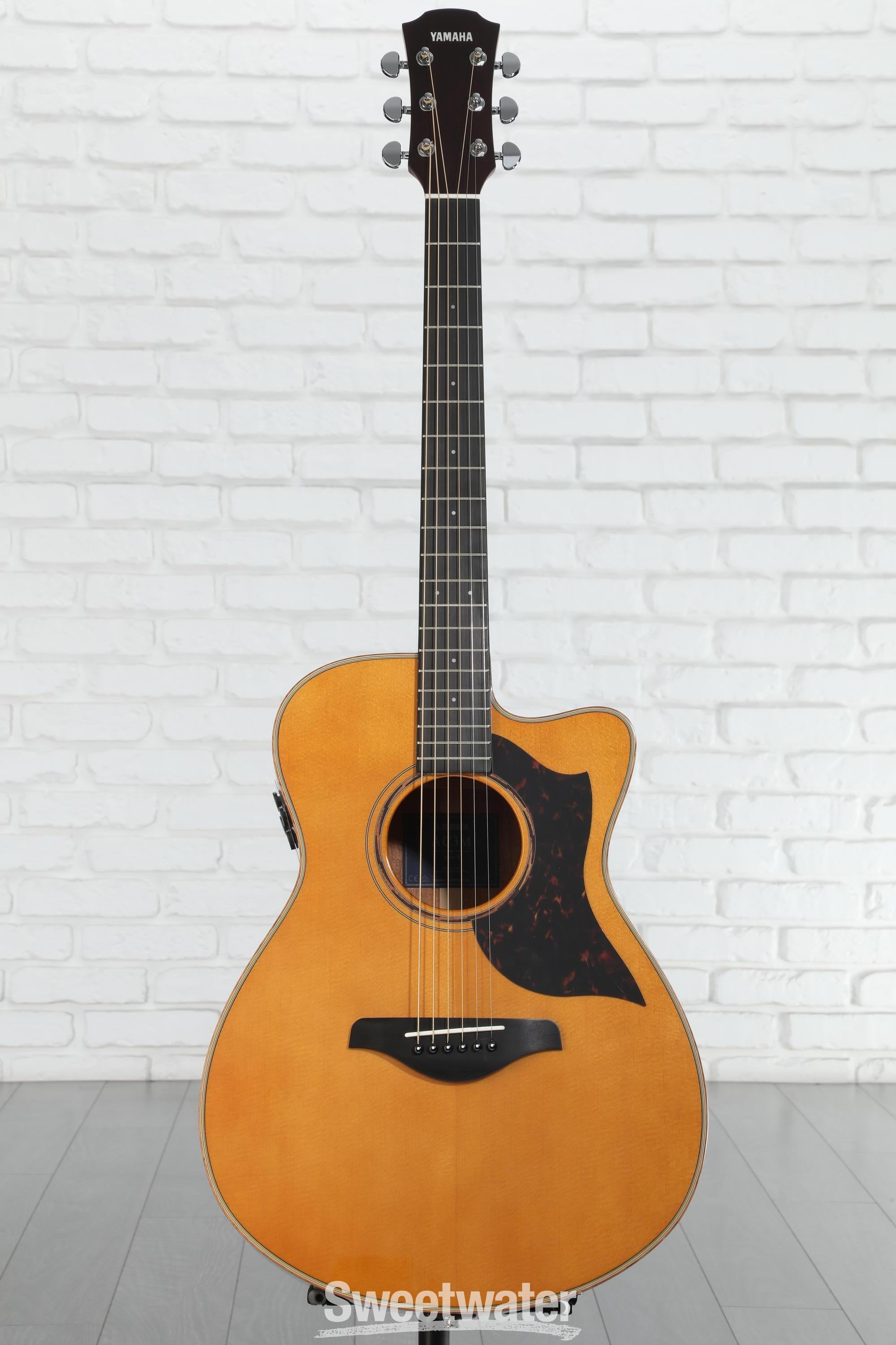 Yamaha AC3M ARE Concert Cutaway Acoustic-electric Guitar