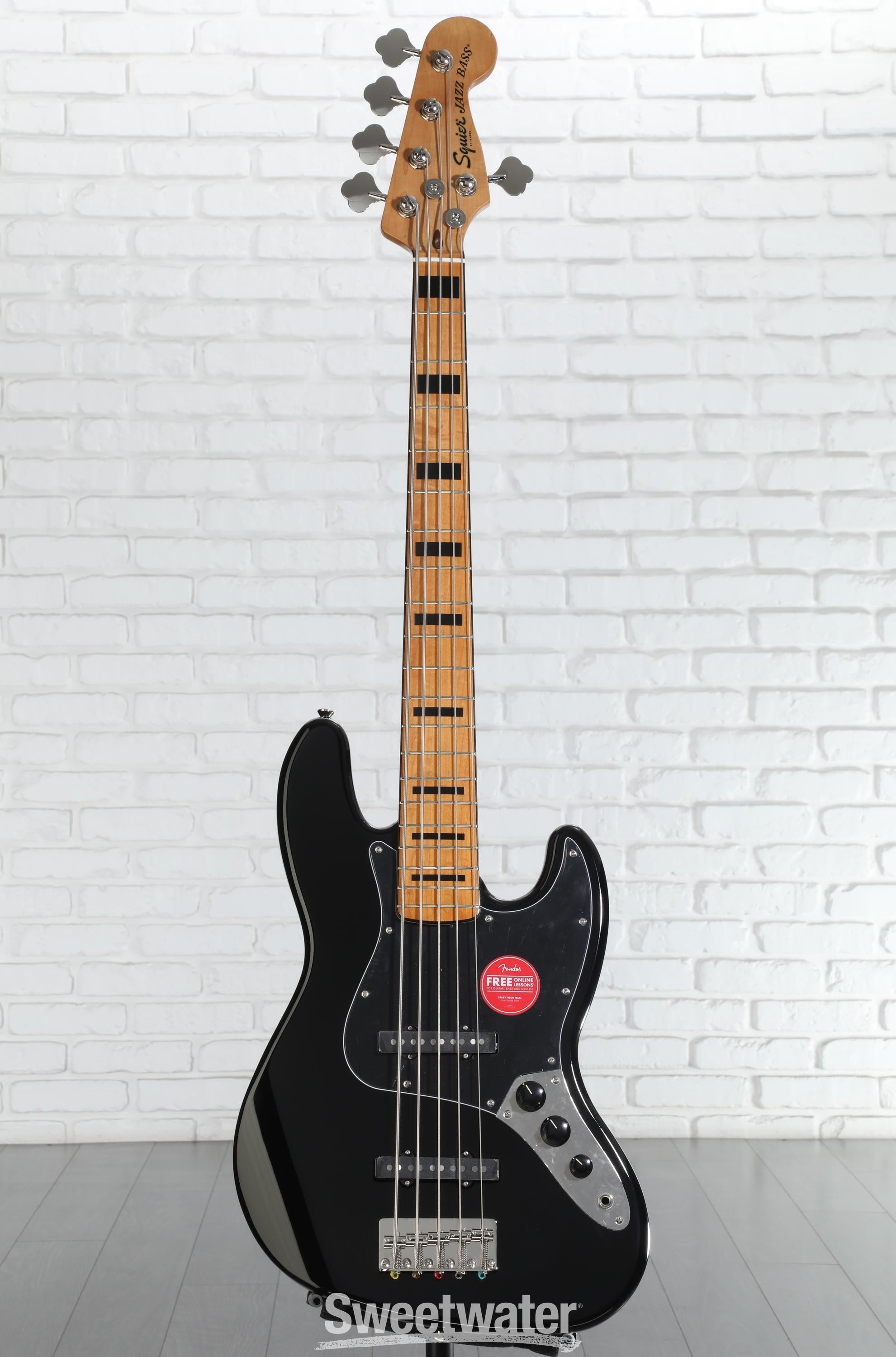 Squier Classic Vibe '70s Jazz Bass V - Black with Maple