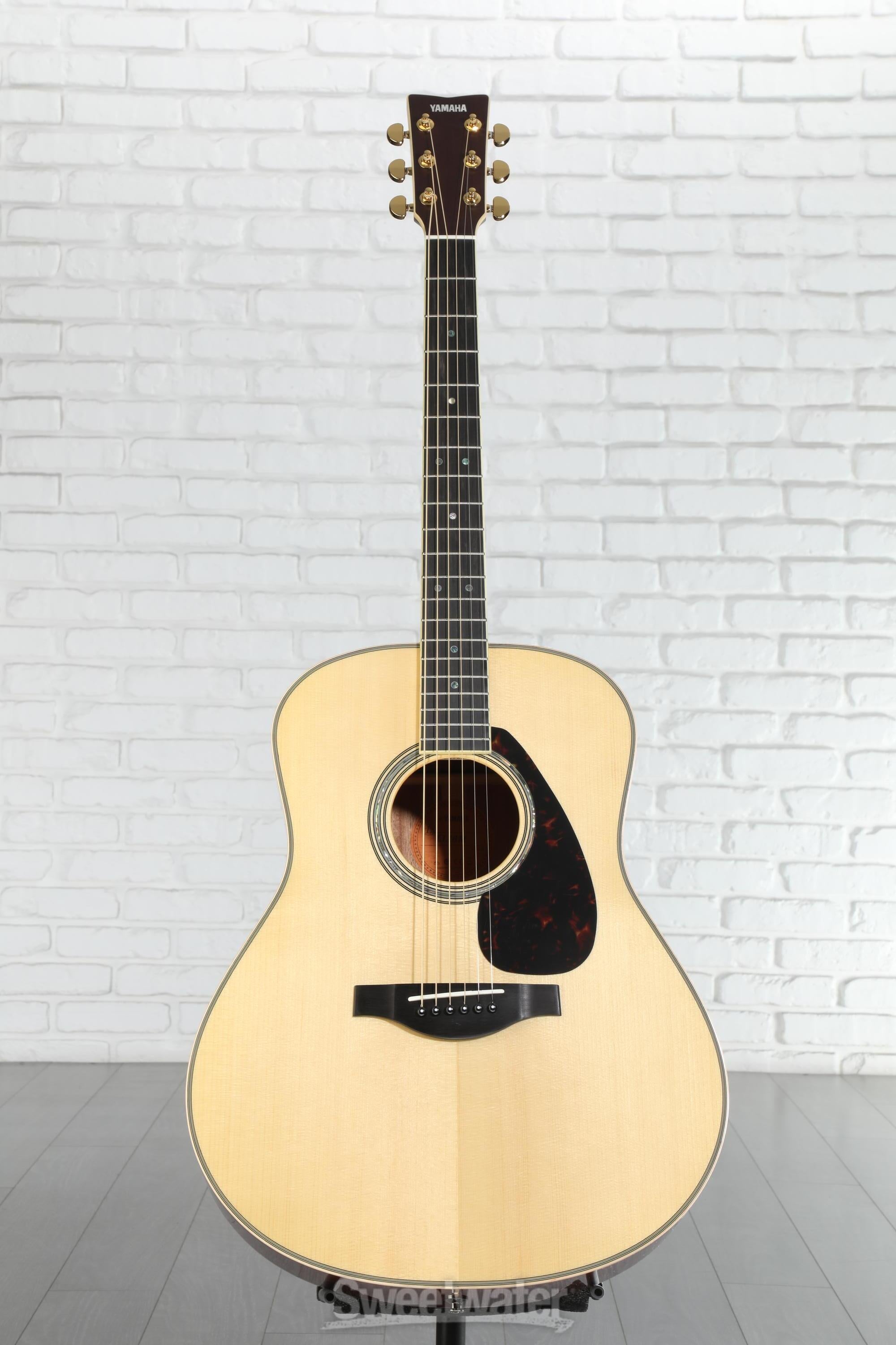 Yamaha LL16M ARE Original Jumbo Acoustic-electric Guitar - Natural