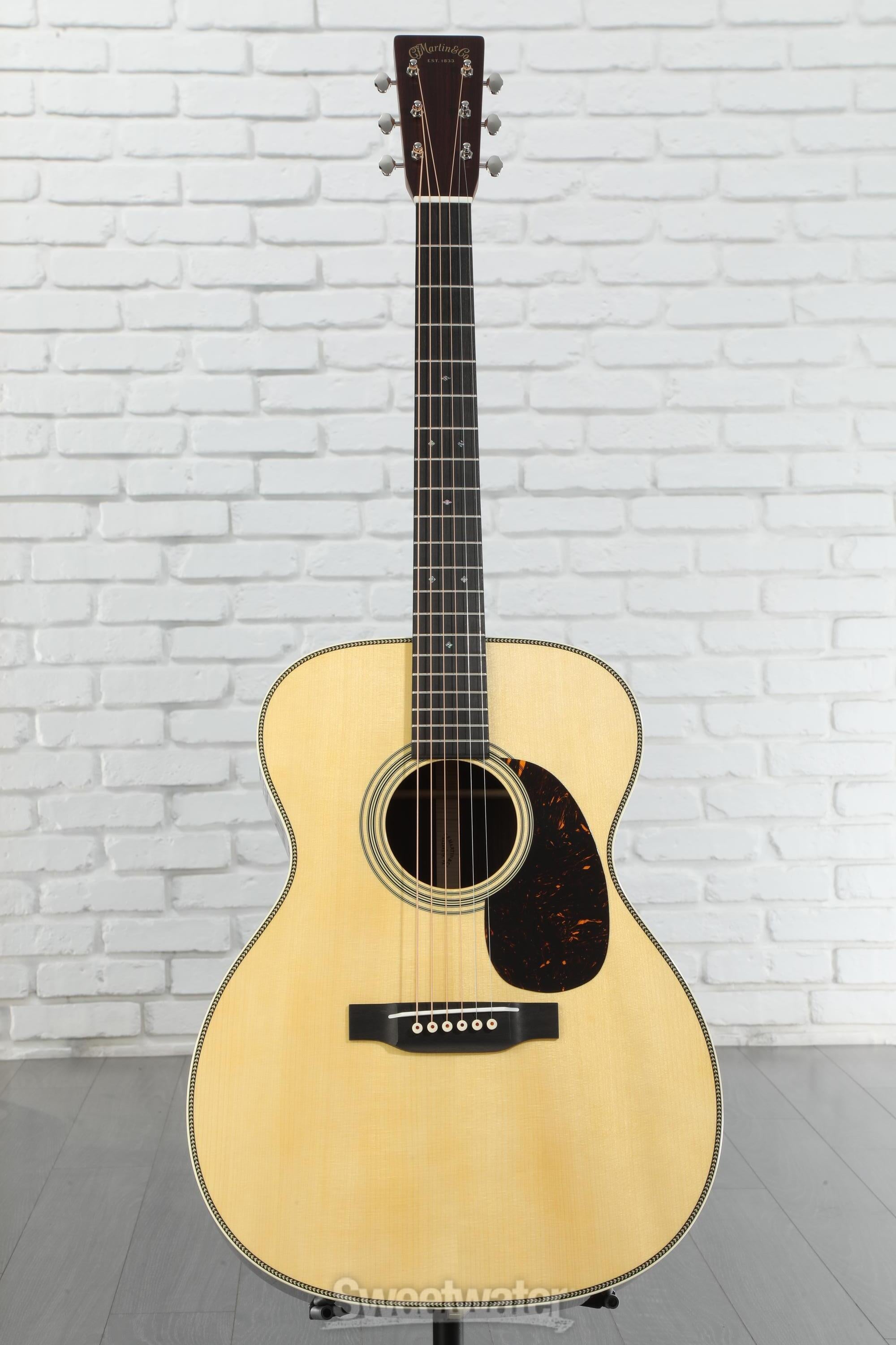 Martin Sweetwater Select 28 Style Herringbone 000 Acoustic Guitar with Adirondack Top - Natural