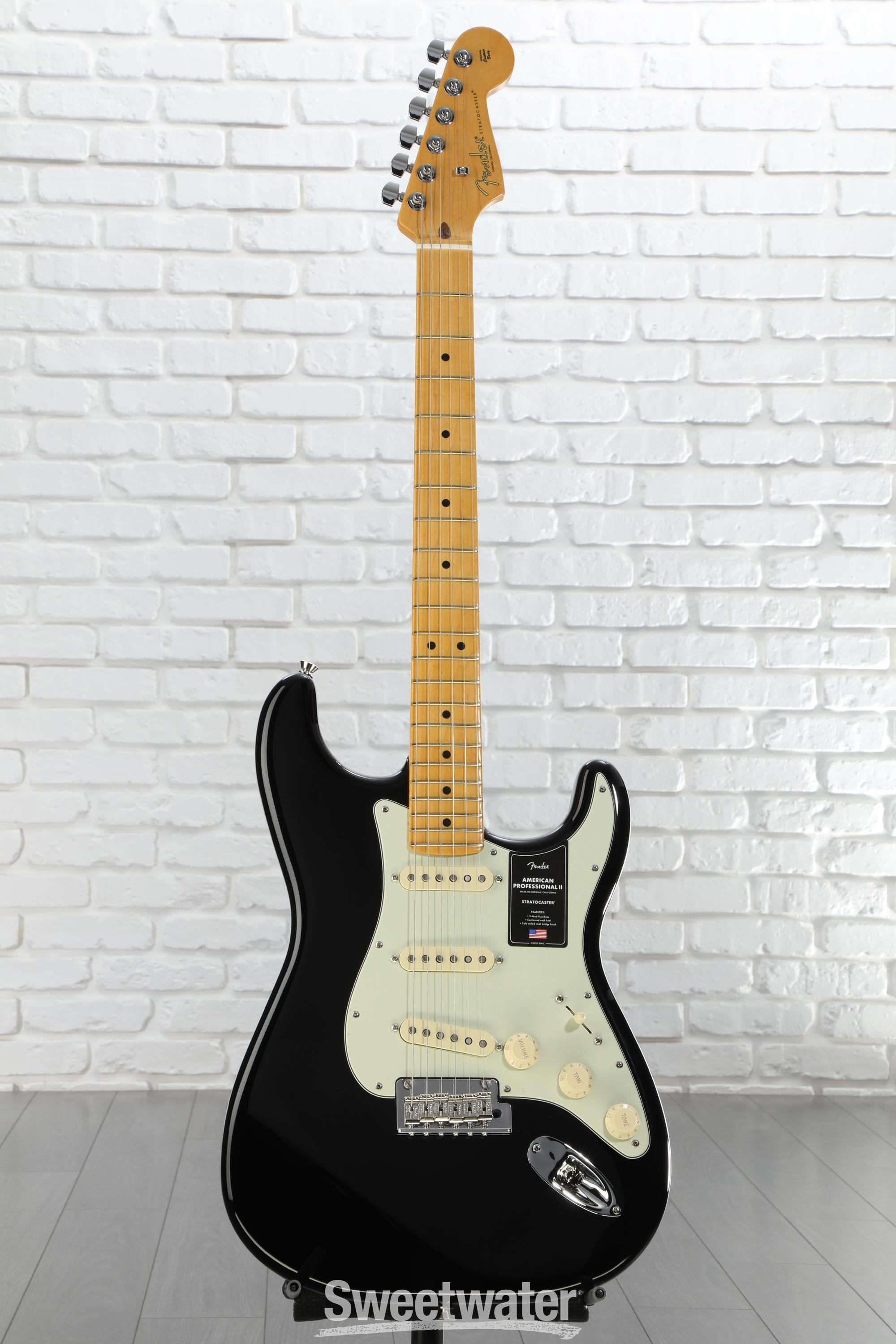 Fender American Professional II Stratocaster - Black with Maple